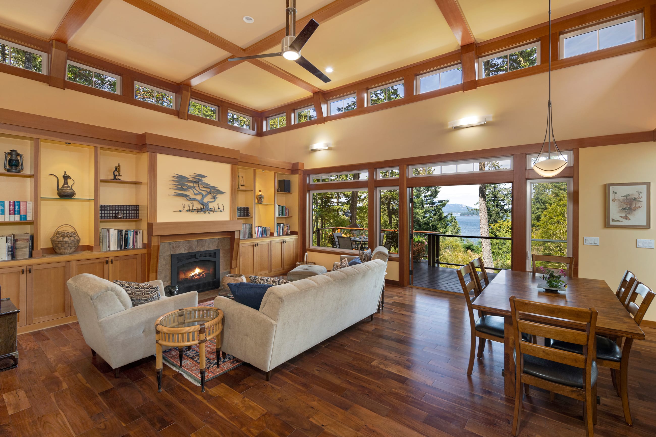  Timeless Design with Water Views - 物件實景