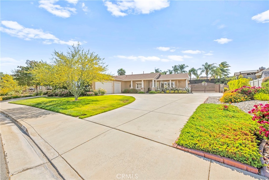 Murrieta, California, 92562, United States, 5 Bedrooms Bedrooms, ,3 BathroomsBathrooms,Residential,For Sale,1837849