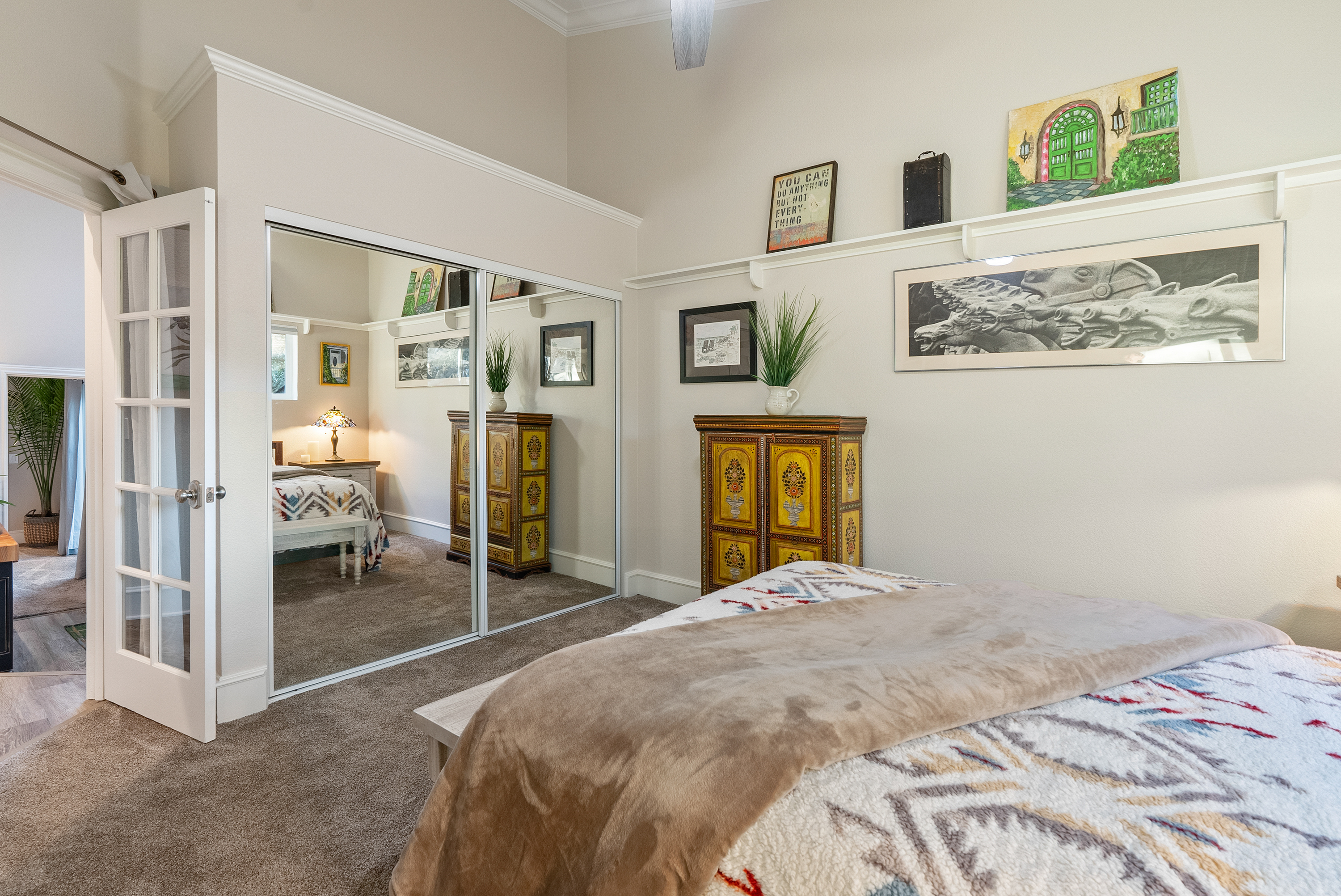  5282 Hillcrest Drive - 物件實景