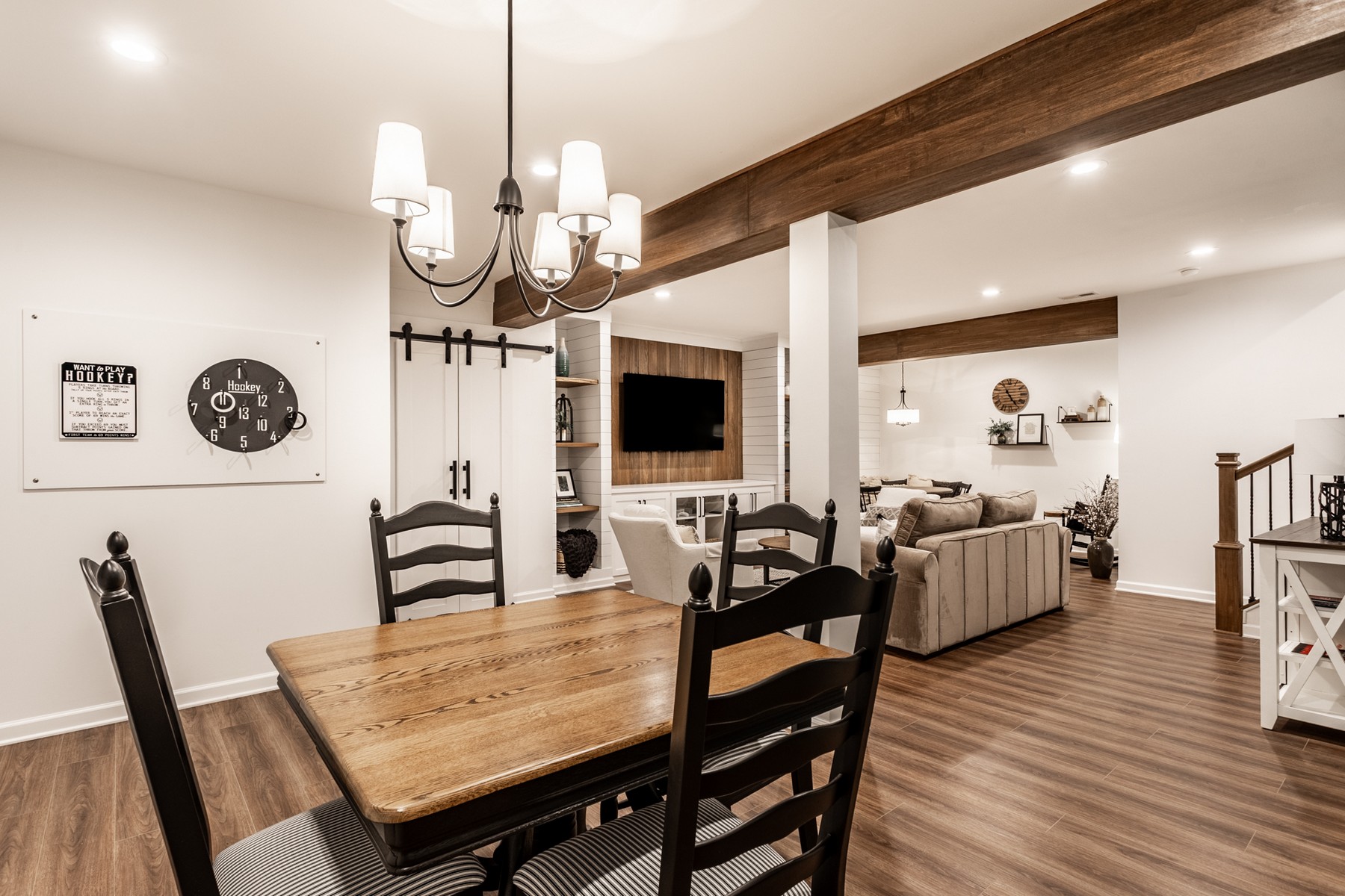 Stunning Townhome in Desirable Carmel Neighborhood - 物件實景