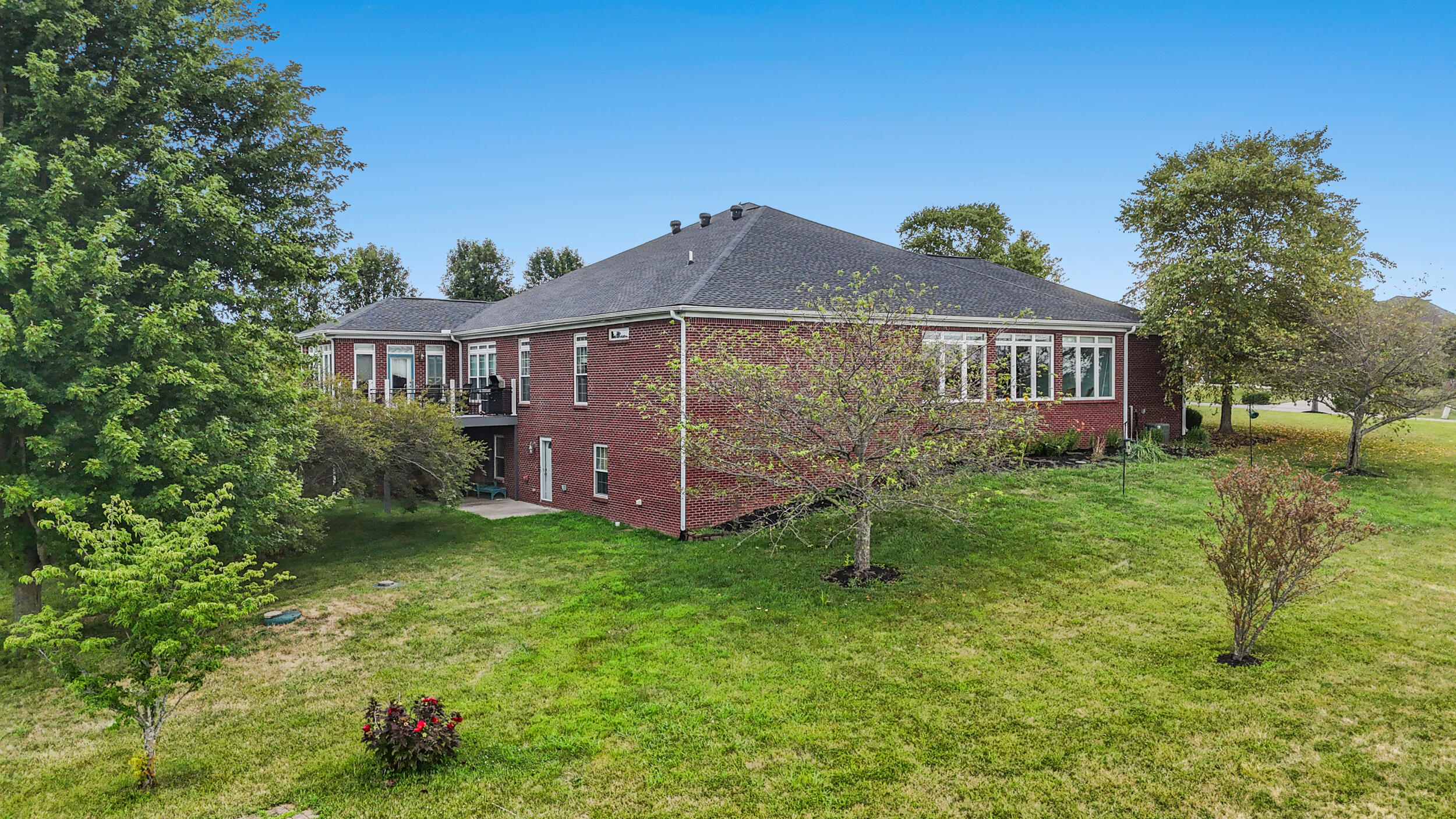 Georgetown, Kentucky, 40324, United States, 6 Bedrooms Bedrooms, ,4 BathroomsBathrooms,Residential,For Sale,1874410