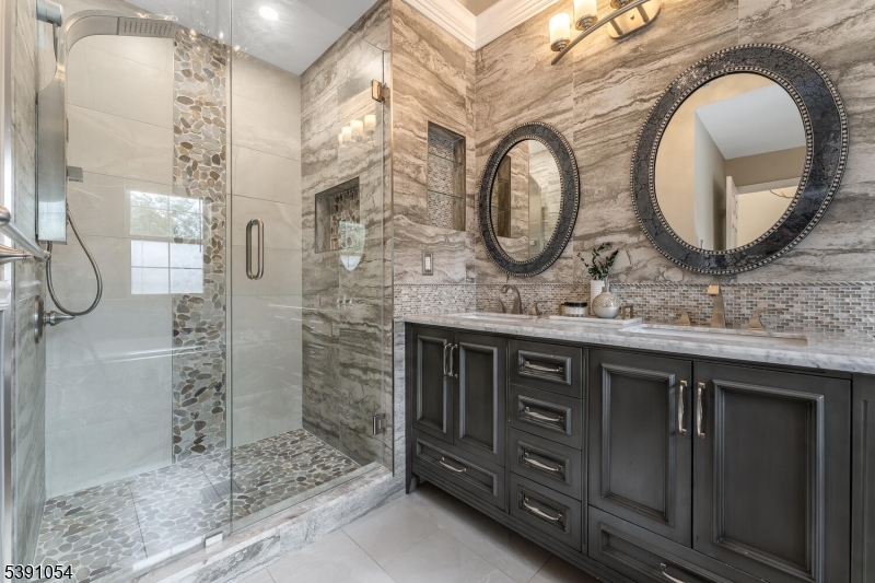 Readington Twp., New Jersey, 08889, United States, 3 Bedrooms Bedrooms, ,3 BathroomsBathrooms,Residential,For Sale,1989352