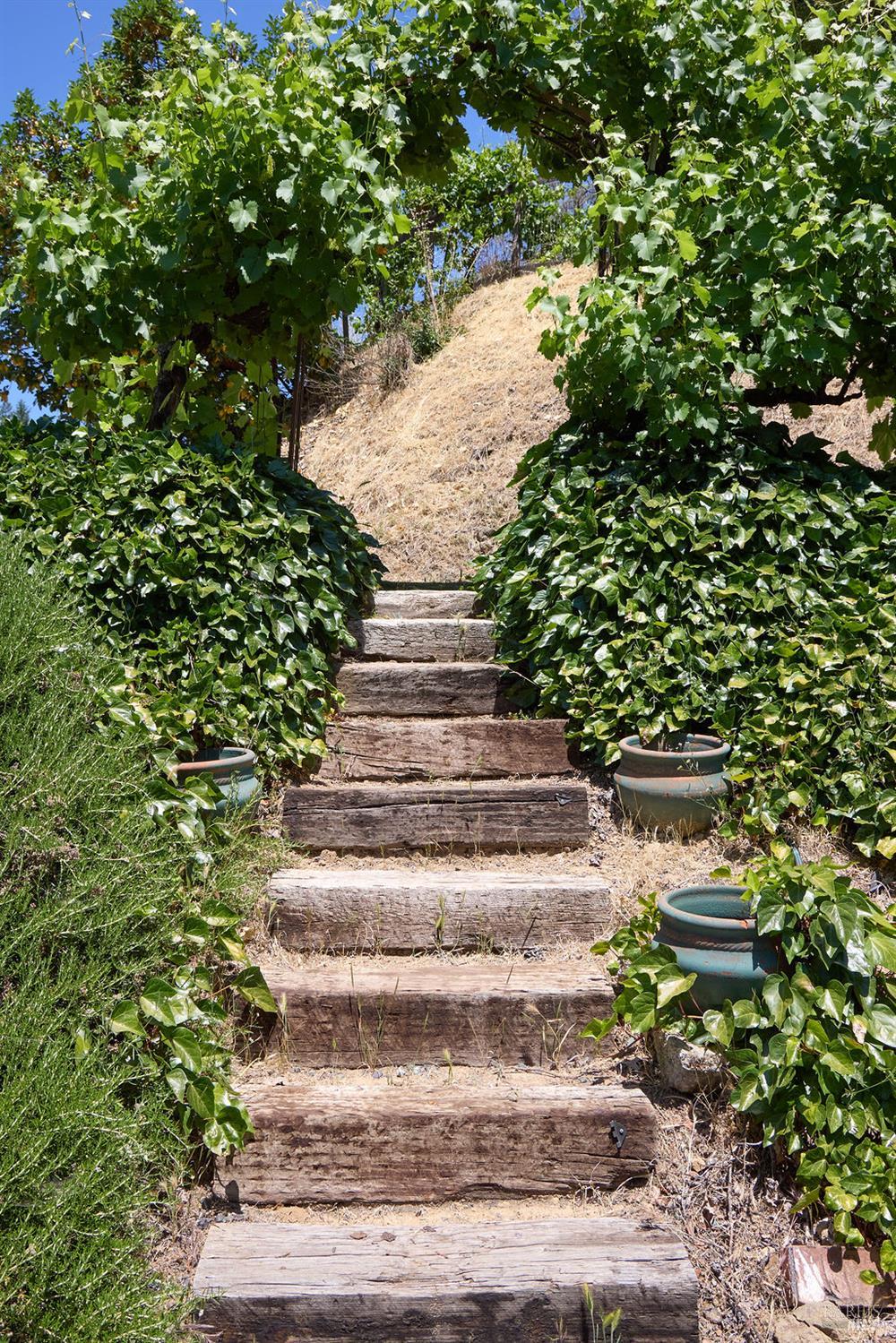 Redwood Valley, California, 95470-8010, United States, 3 Bedrooms Bedrooms, ,2 BathroomsBathrooms,Residential,For Sale,1984443