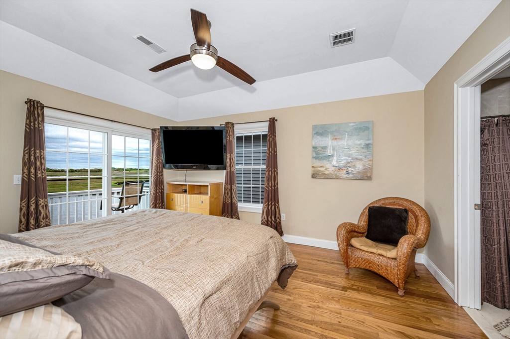 Salisbury, Massachusetts, 01952, United States, 4 Bedrooms Bedrooms, ,3 BathroomsBathrooms,Residential,For Sale,1899525