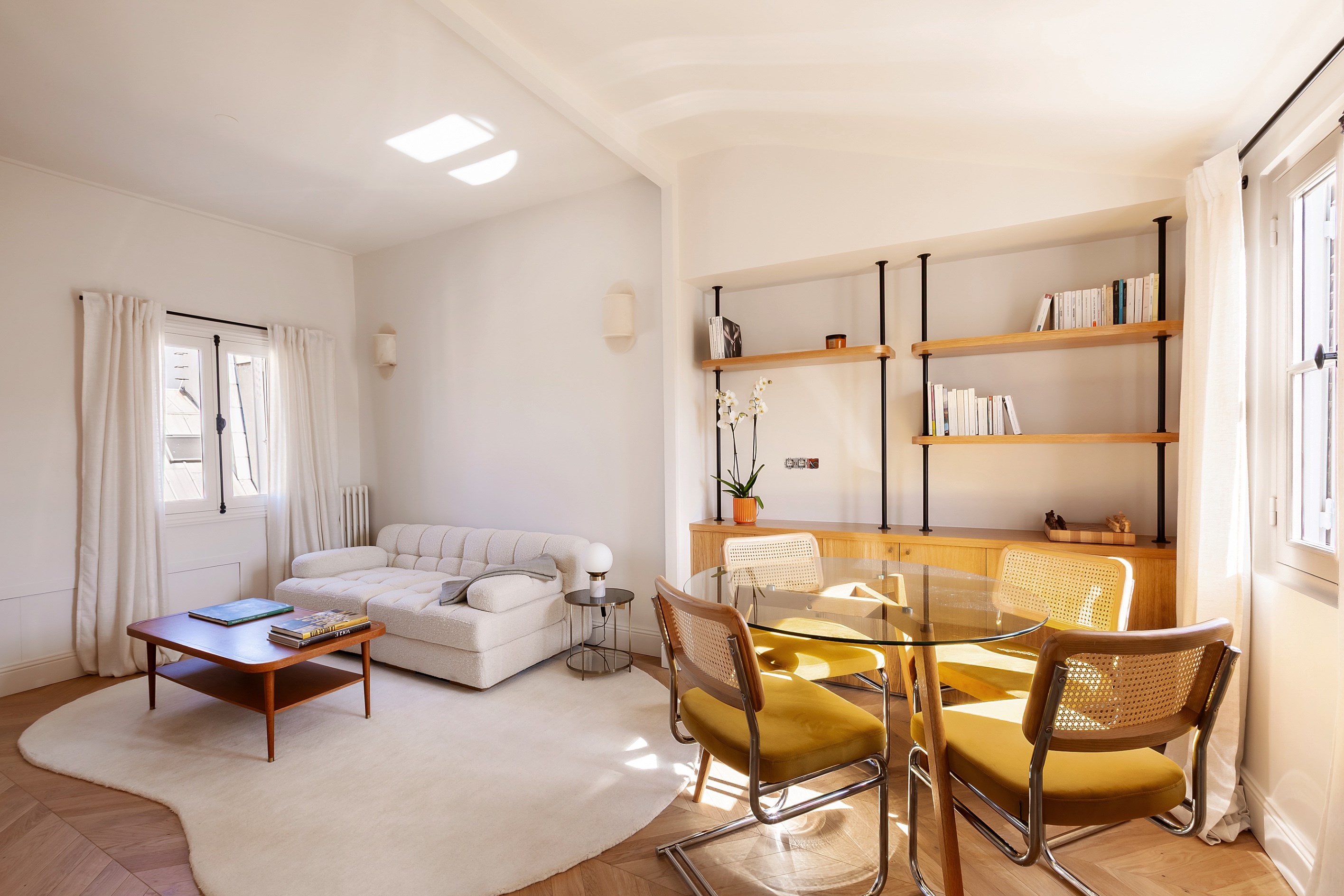  Located in the heart of the 6th arrondissement, on the highly sought-after Rue … - 物件實景
