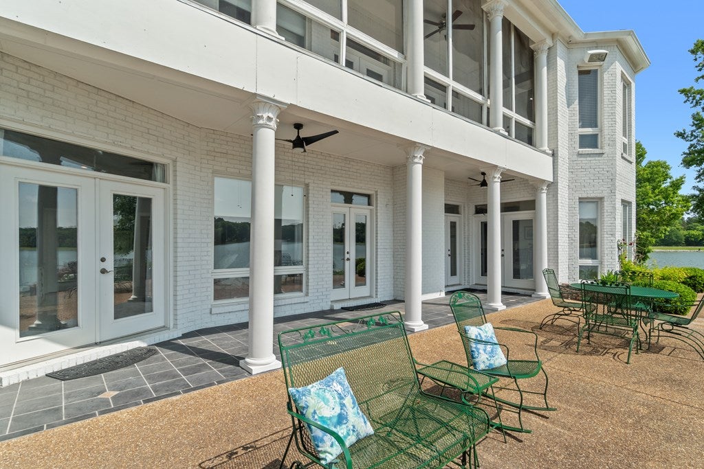 OXFORD, Mississippi, 38655, United States, 5 Bedrooms Bedrooms, ,6 BathroomsBathrooms,Residential,For Sale,1858310