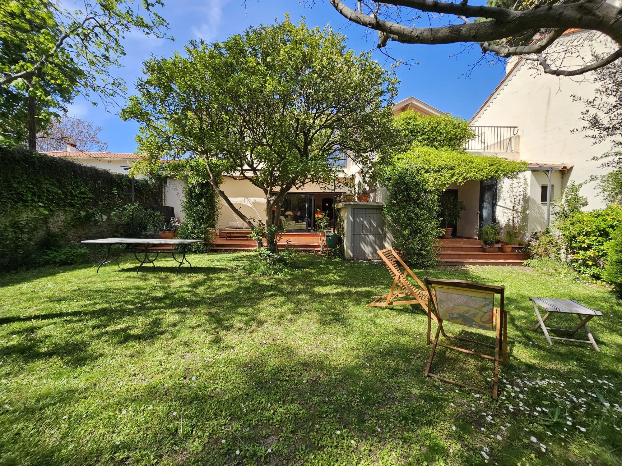  Perpignan, the countryside in the city : 255m² with garden. Magical  - 物件實景