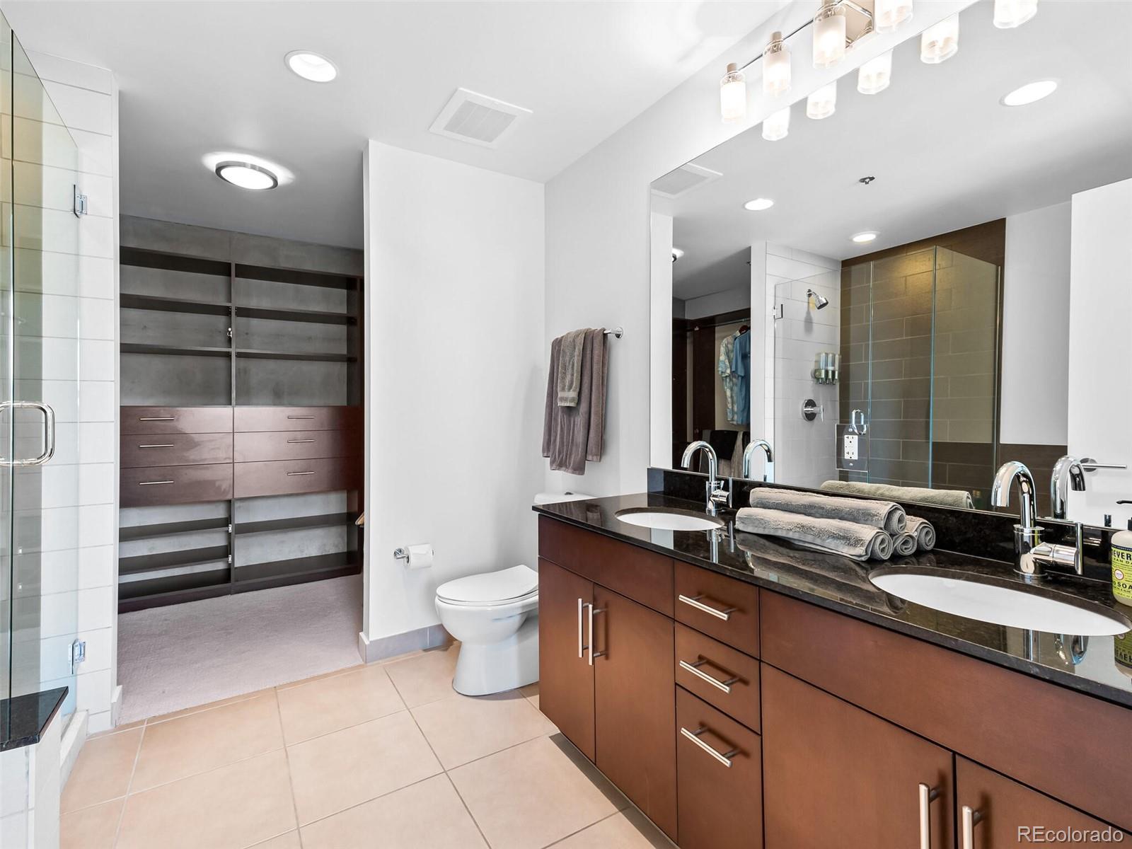 Denver, Colorado, 80202, United States, 2 Bedrooms Bedrooms, ,3 BathroomsBathrooms,Residential,For Sale,1989378