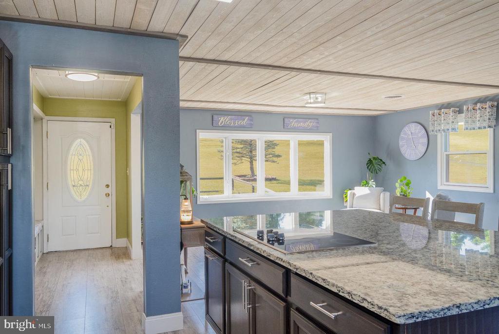 Gore, Virginia, 22637, United States, 4 Bedrooms Bedrooms, ,3 BathroomsBathrooms,Residential,For Sale,1949444