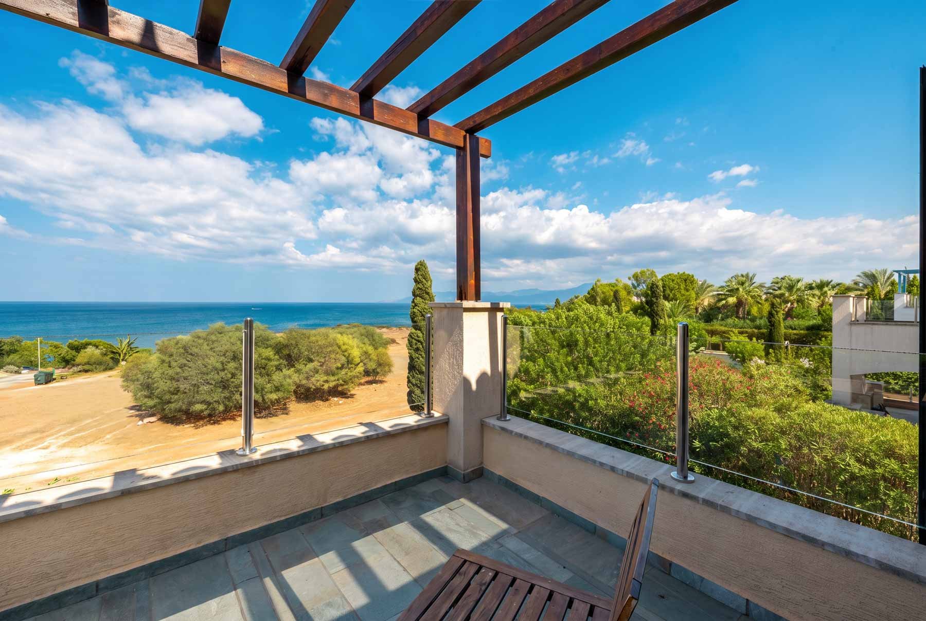  Beachside Three Bedroom Villa with Private Pool in Neo Chorio, Paphos - 物件實景