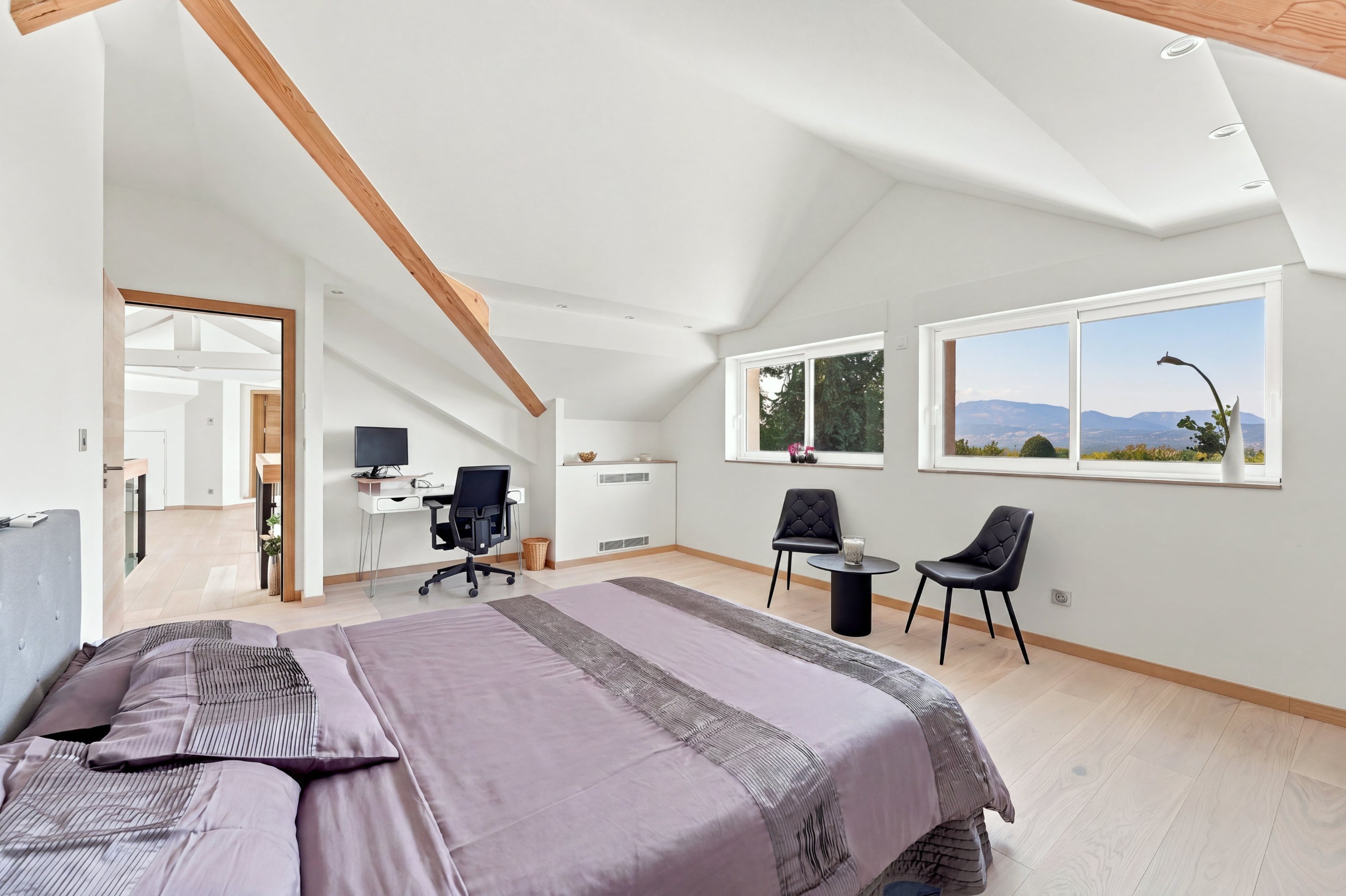  Contemporary Villa with 4 Ensuite Bedrooms - 物件實景