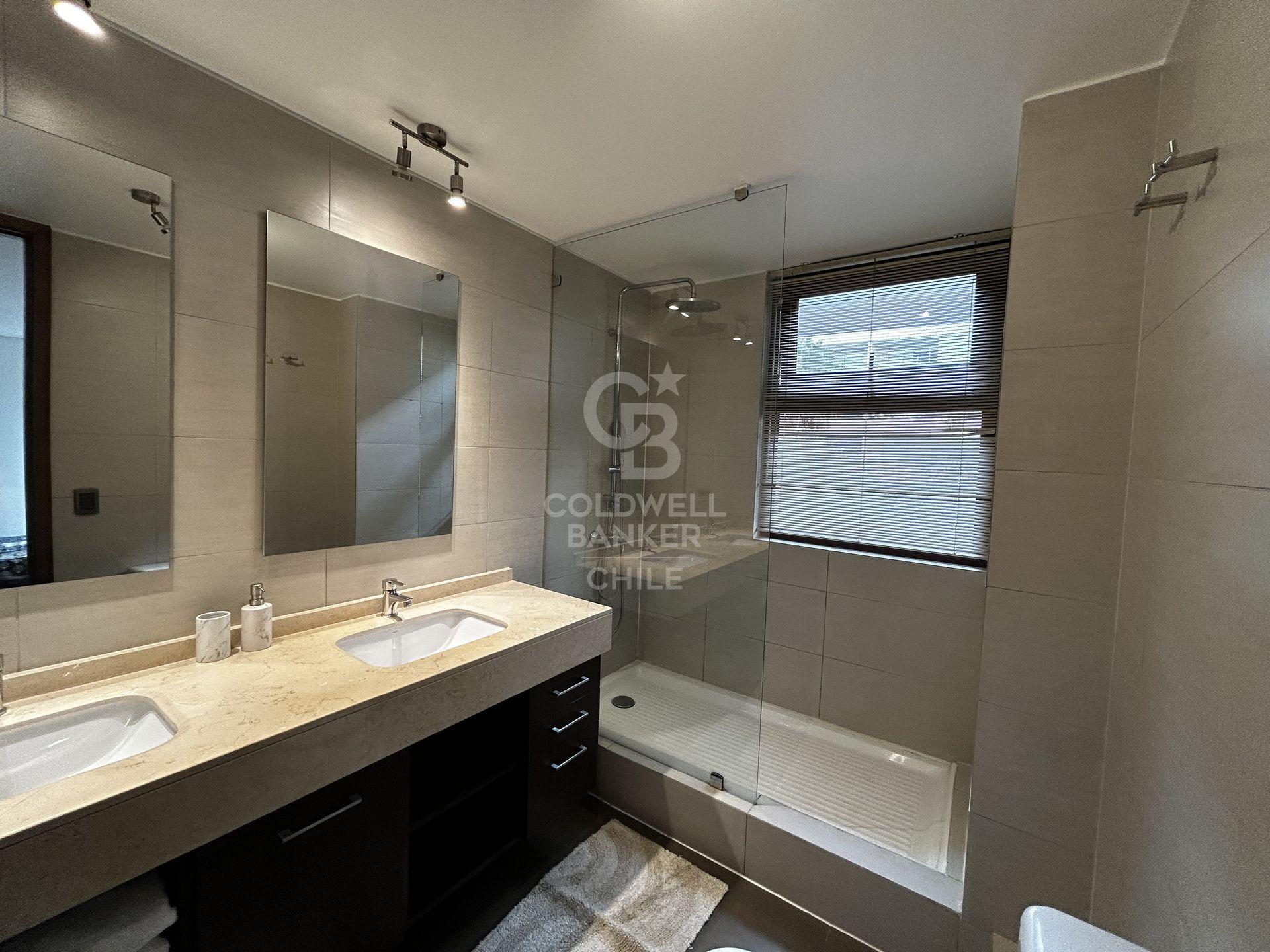 Las Condes, Chile, 3 Bedrooms Bedrooms, ,3 BathroomsBathrooms,Residential,For Sale,1838482