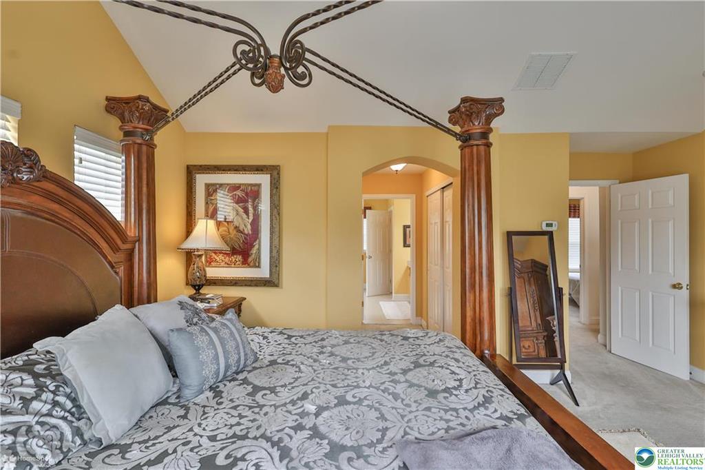 Easton, Pennsylvania, 18040, United States, 4 Bedrooms Bedrooms, ,3 BathroomsBathrooms,Residential,For Sale,1984149