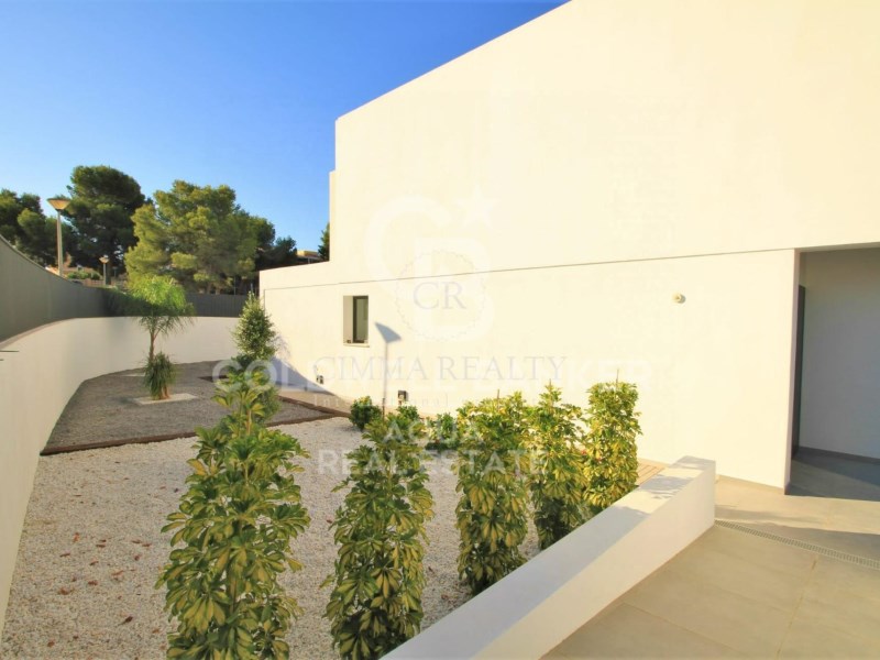 Alicante, Calpe / Calp, Calpe Pueblo Alicante, Cal, Calpe / Calp, Comunidad Valenciana, 03710, ES, 5 Bedrooms Bedrooms, ,5 BathroomsBathrooms,Residential,For Sale,Alicante, Calpe / Calp, Calpe Pueblo Alicante, Cal,1621624