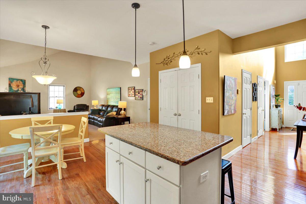 Reading, Pennsylvania, 19606, United States, 4 Bedrooms Bedrooms, ,4 BathroomsBathrooms,Residential,For Sale,1947941