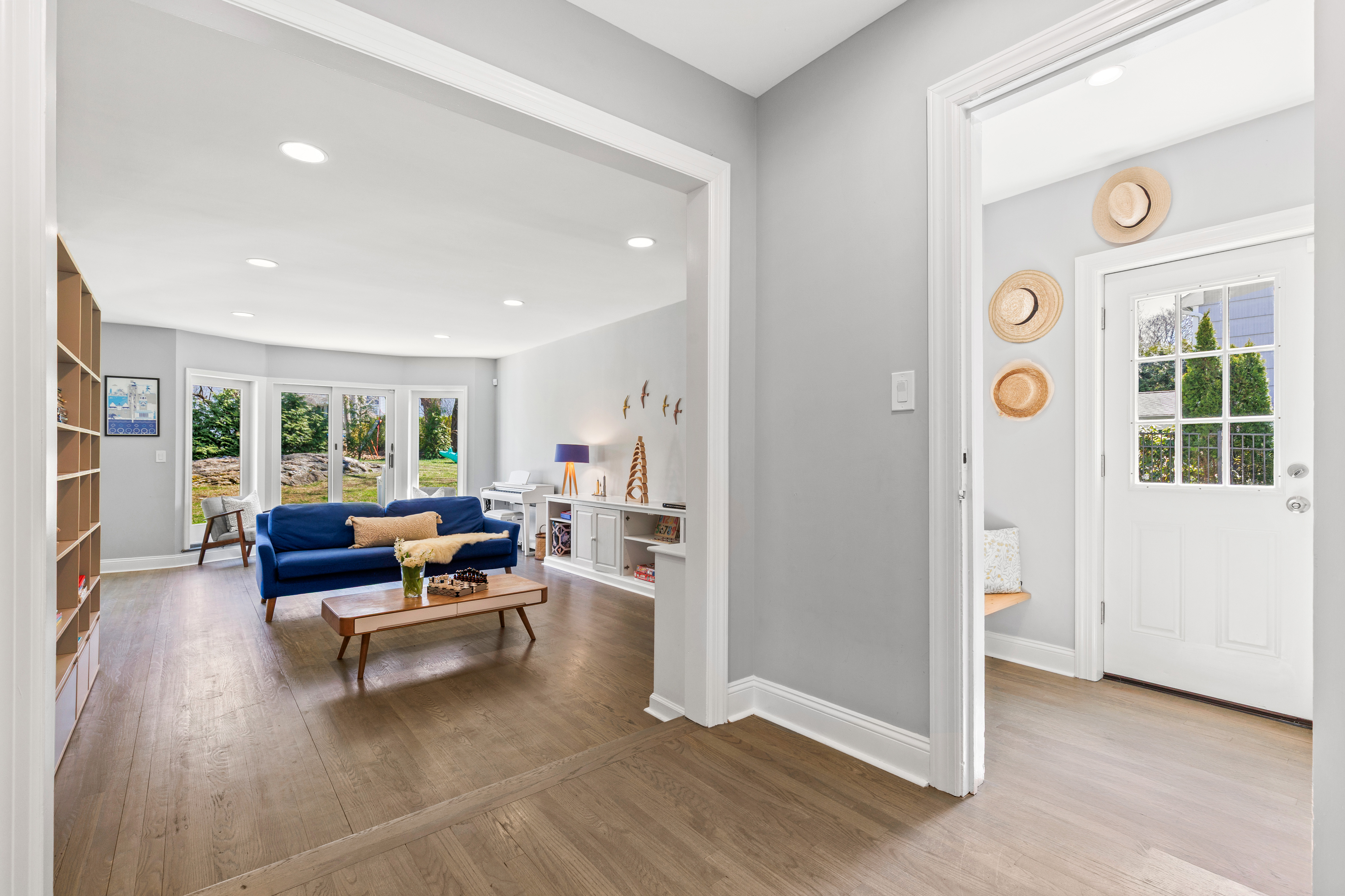  Fully Renovated Shore Acres Home - 物件實景