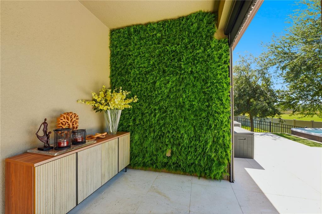 Winter Garden, Florida, 34787, United States, 5 Bedrooms Bedrooms, ,5 BathroomsBathrooms,Residential,For Sale,1987949