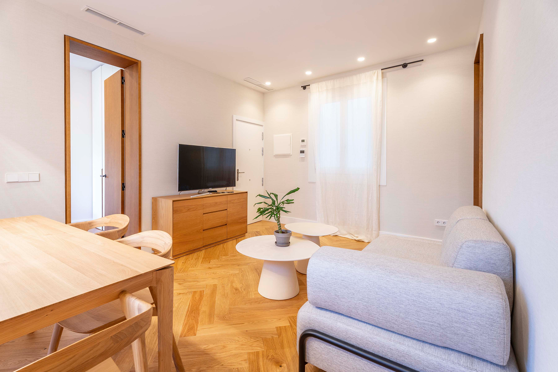  Contemporary Flat with 2 bedrooms and 2 bathrooms in Central Madrid - 物件實景