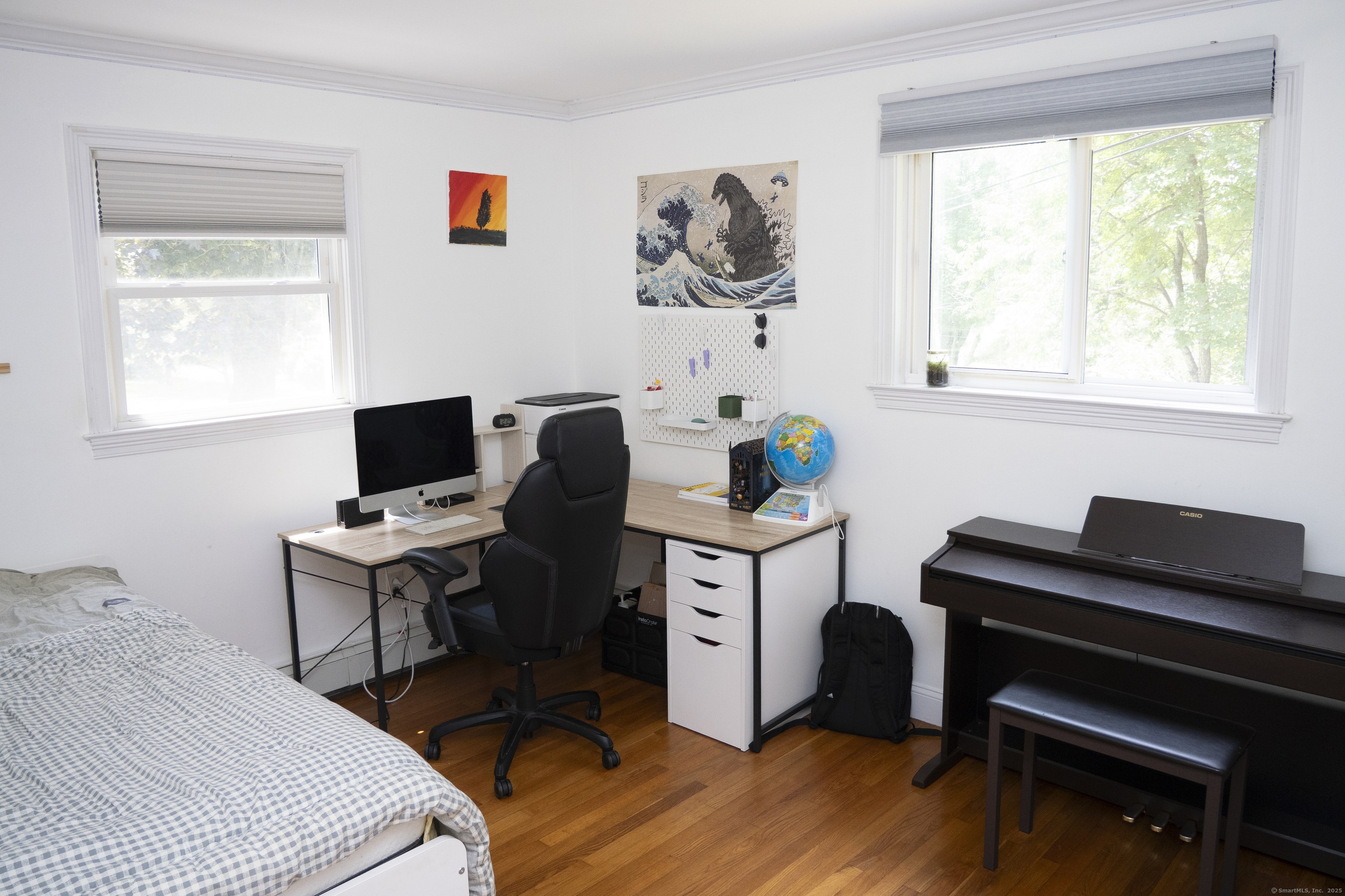 Trumbull, Connecticut, 06611, United States, 3 Bedrooms Bedrooms, ,3 BathroomsBathrooms,Residential,For Sale,1937031