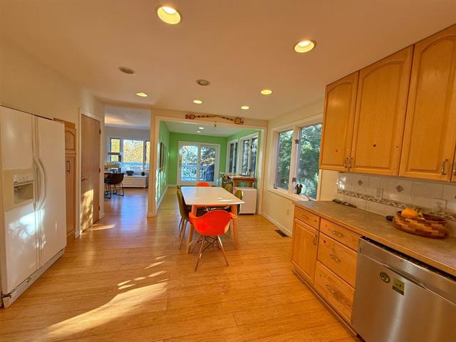 Bow, New Hampshire, 03304, United States, 3 Bedrooms Bedrooms, ,1 BathroomBathrooms,Residential,For Sale,1974314