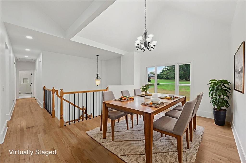 Alpharetta, Georgia, 30004, United States, 4 Bedrooms Bedrooms, ,3 BathroomsBathrooms,Residential,For Sale,1900649