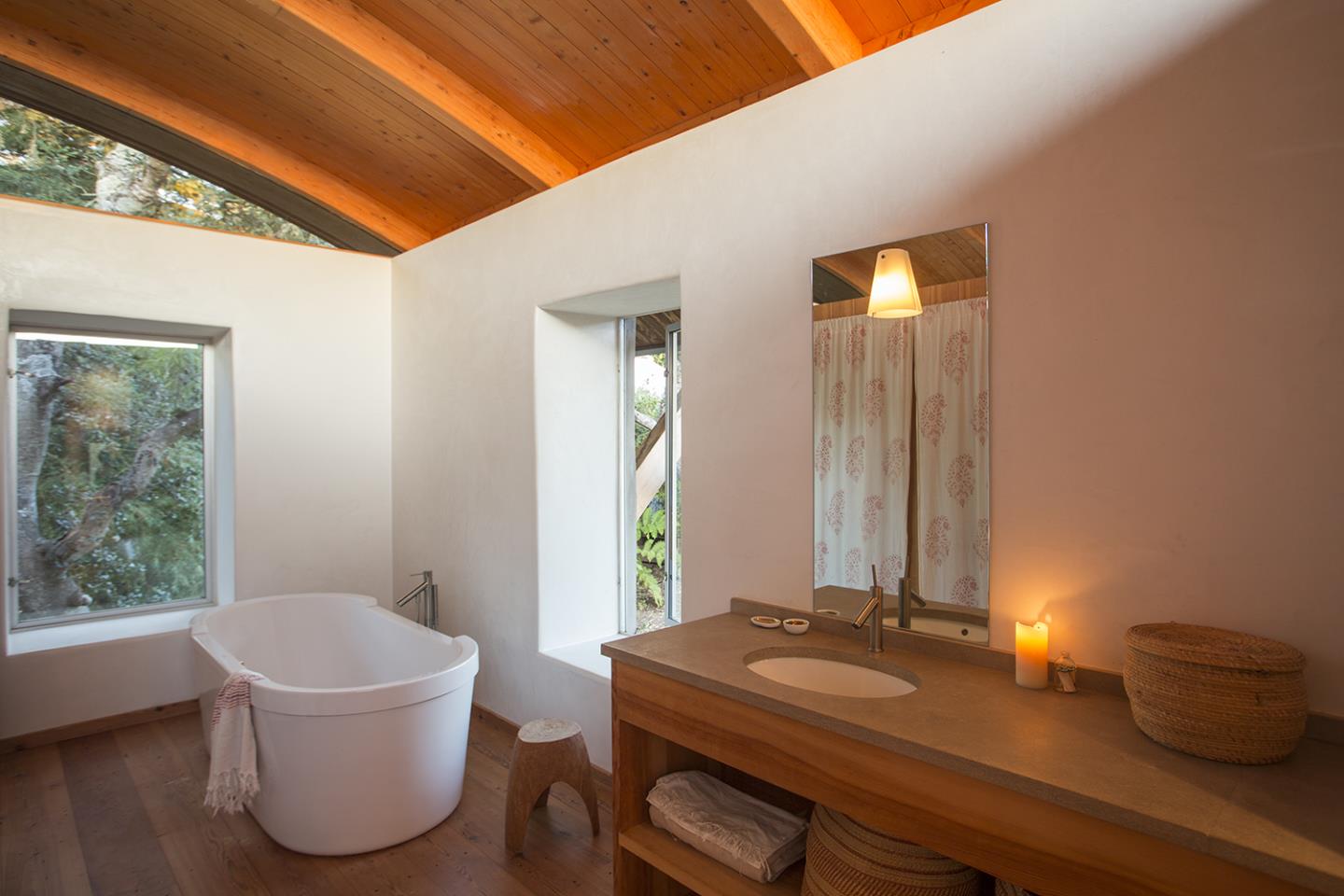 47320 Highway 1, Big Sur, California, 93920, United States, 11 Bedrooms Bedrooms, ,9 BathroomsBathrooms,Residential,For Sale,47320 Highway 1,1659242