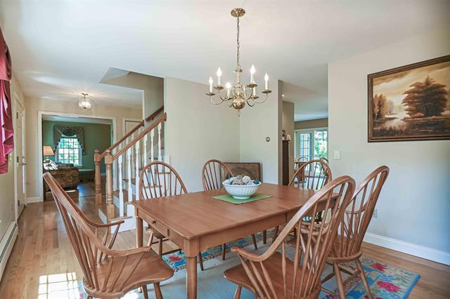 Bow, New Hampshire, 03304, United States, 4 Bedrooms Bedrooms, ,3 BathroomsBathrooms,Residential,For Sale,1900583
