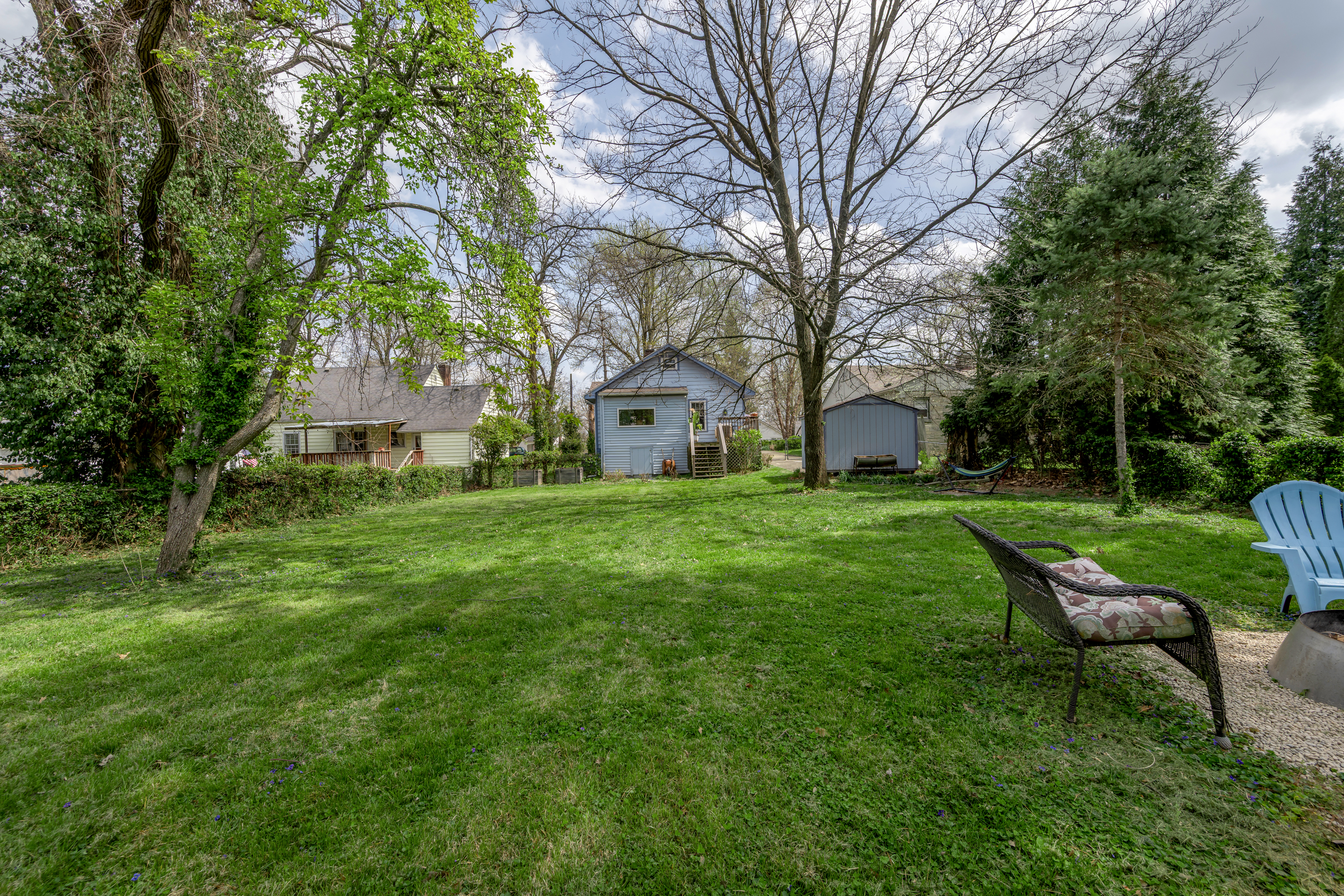  127 Delmont Drive - 物件實景