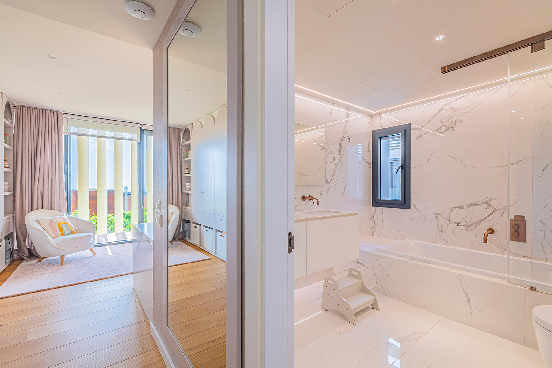  Luxury contemporary villa with pool, garden, and top energy efficiency - 物件實景