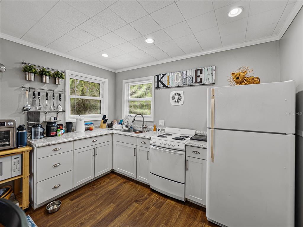 Lake Wales, Florida, 33898, United States, 3 Bedrooms Bedrooms, ,2 BathroomsBathrooms,Residential,For Sale,1950388