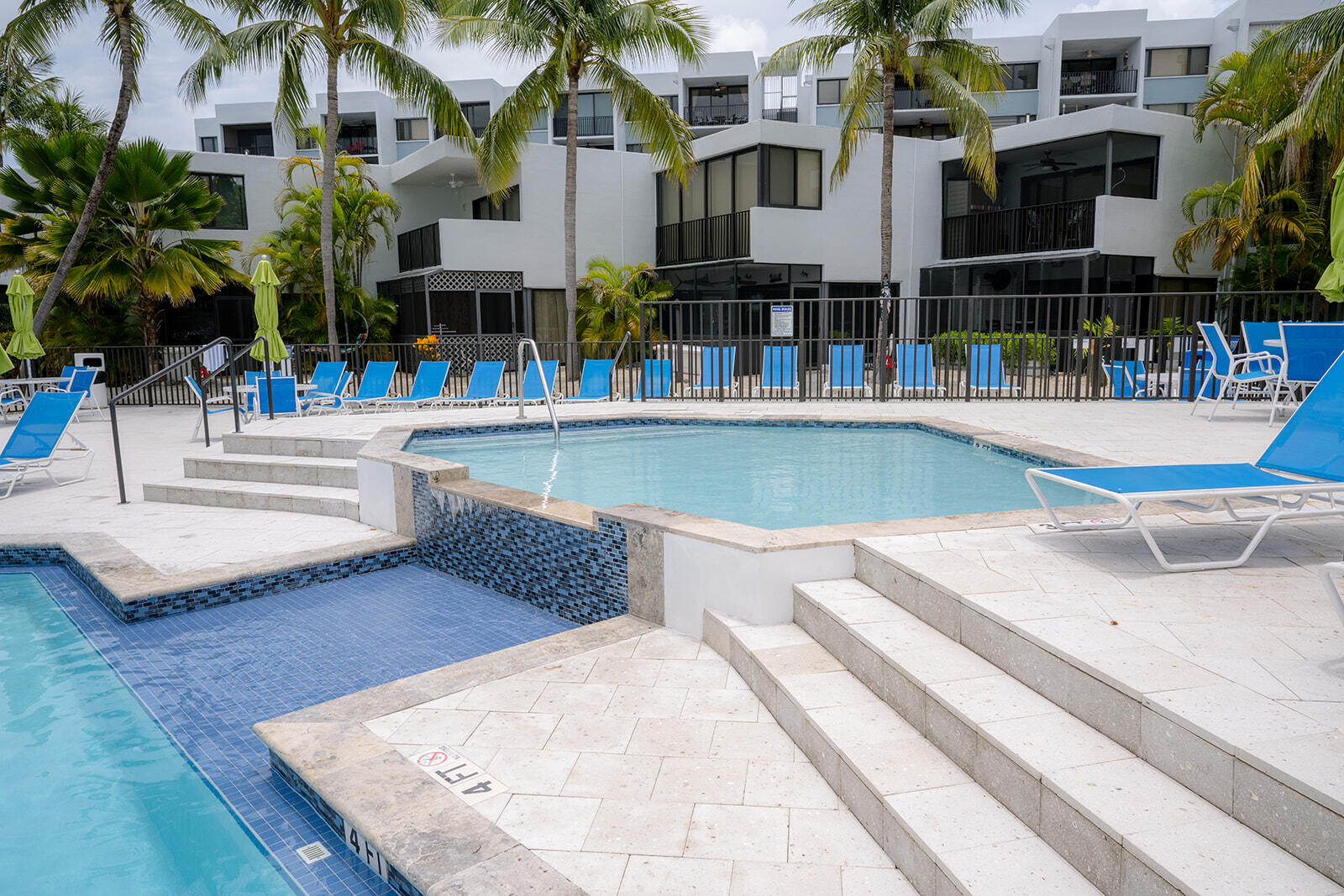 KEY LARGO, Florida, 33037, United States, 2 Bedrooms Bedrooms, ,2 BathroomsBathrooms,Residential,For Sale,1995585