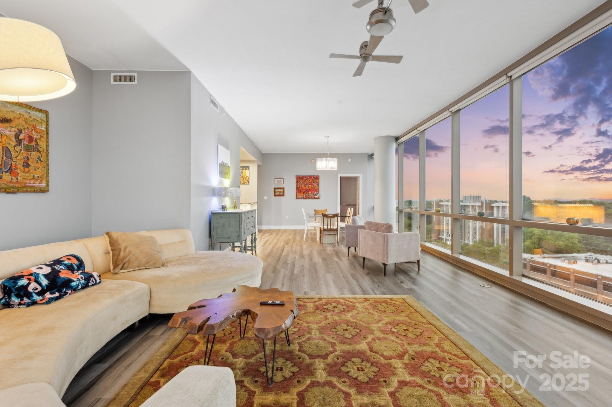 Charlotte, North Carolina, 28203, United States, 2 Bedrooms Bedrooms, ,2 BathroomsBathrooms,Residential,For Sale,1794161