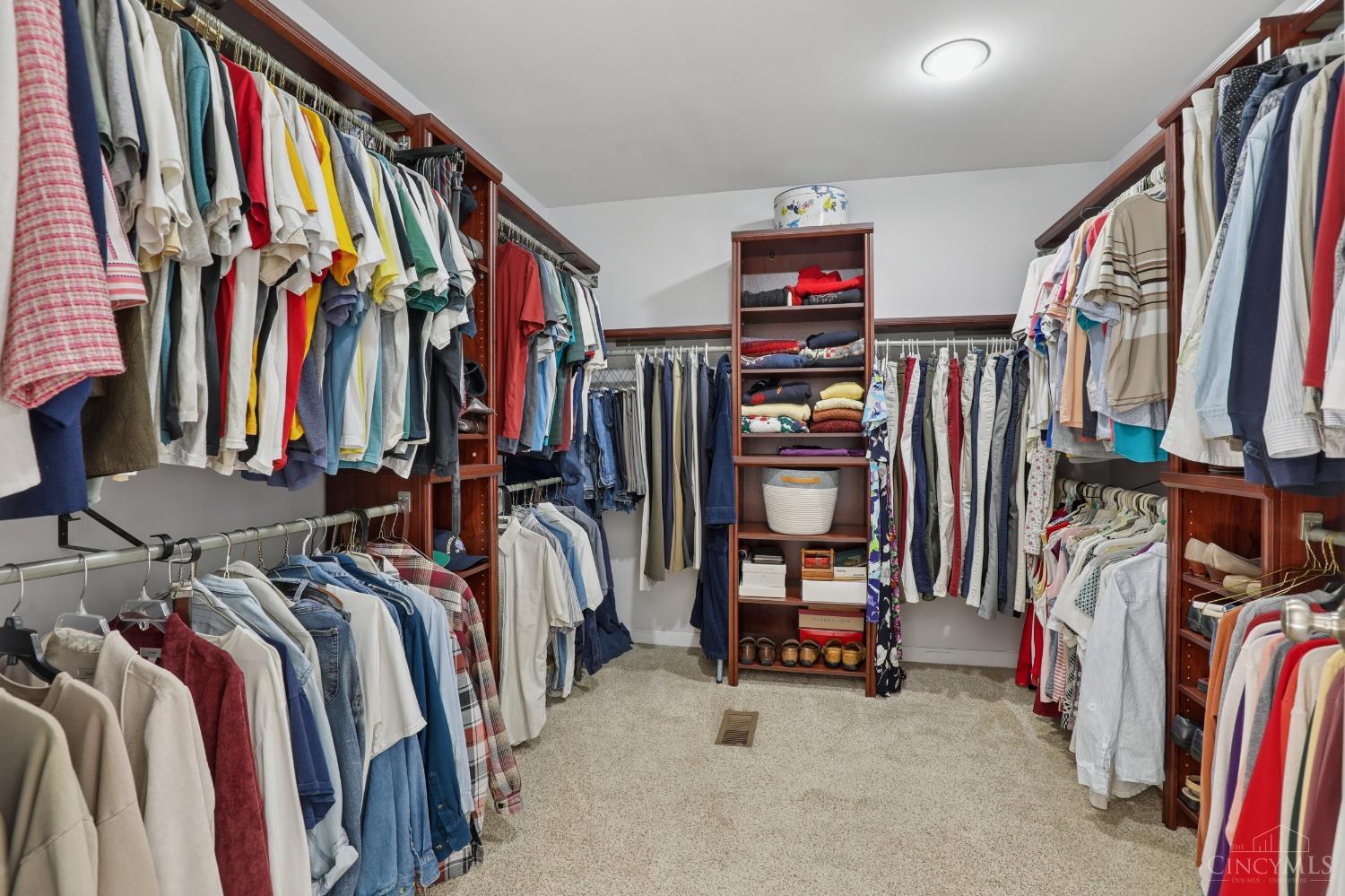 Batavia, Ohio, 45103, United States, 3 Bedrooms Bedrooms, ,3 BathroomsBathrooms,Residential,For Sale,1993169