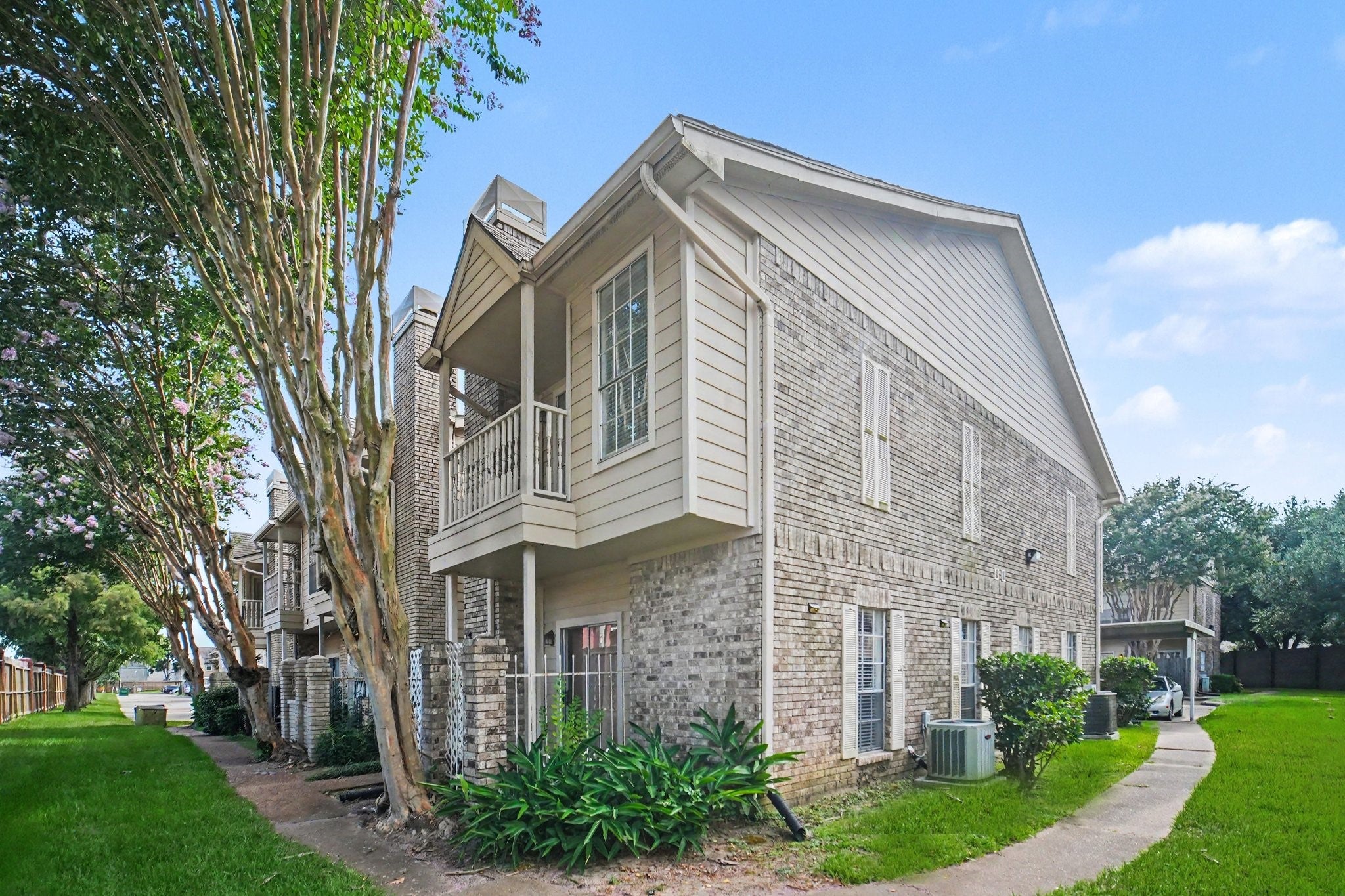 Cambridge St, Houston, TX 77054