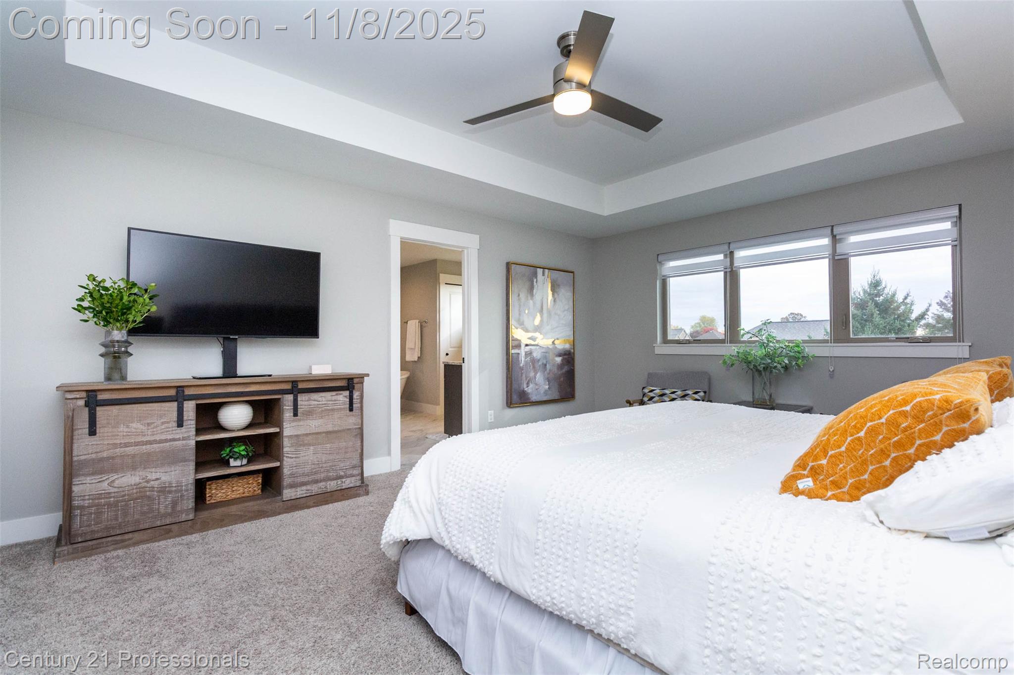 Macomb, Michigan, 48044, United States, 4 Bedrooms Bedrooms, ,3 BathroomsBathrooms,Residential,For Sale,1985765