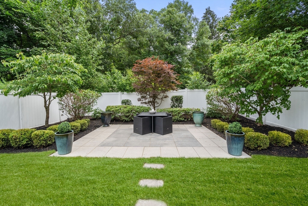 Natick, Massachusetts, 01760, United States, 3 Bedrooms Bedrooms, ,3 BathroomsBathrooms,Residential,For Sale,1941867