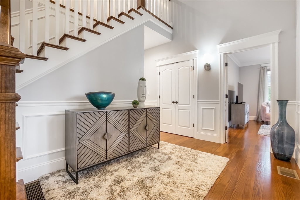 Newton, Massachusetts, 02460, United States, 4 Bedrooms Bedrooms, ,5 BathroomsBathrooms,Residential,For Sale,1929492