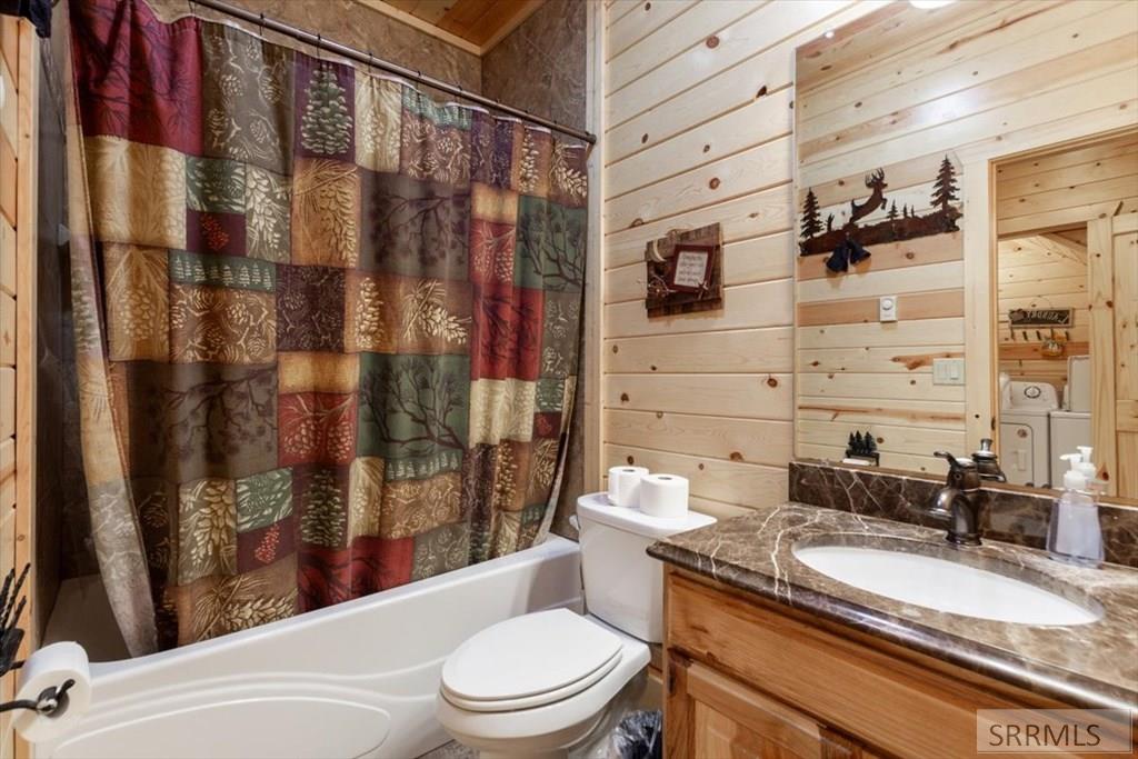 ISLAND PARK, Idaho, 83429, United States, 5 Bedrooms Bedrooms, ,3 BathroomsBathrooms,Residential,For Sale,2005843