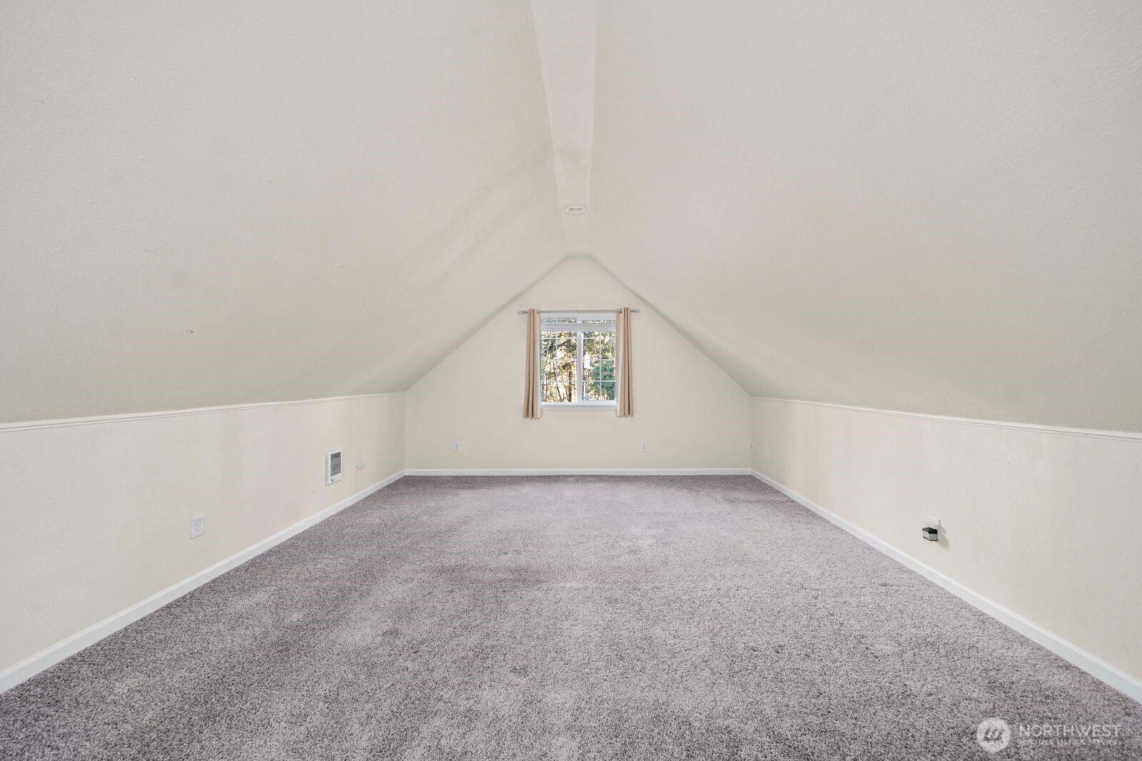 EATONVILLE, Washington, 98328, United States, 4 Bedrooms Bedrooms, ,3 BathroomsBathrooms,Residential,For Sale,1997124