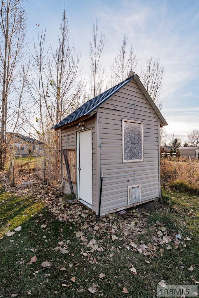 RIGBY, Idaho, 83442, United States, 5 Bedrooms Bedrooms, ,3 BathroomsBathrooms,Residential,For Sale,2007504