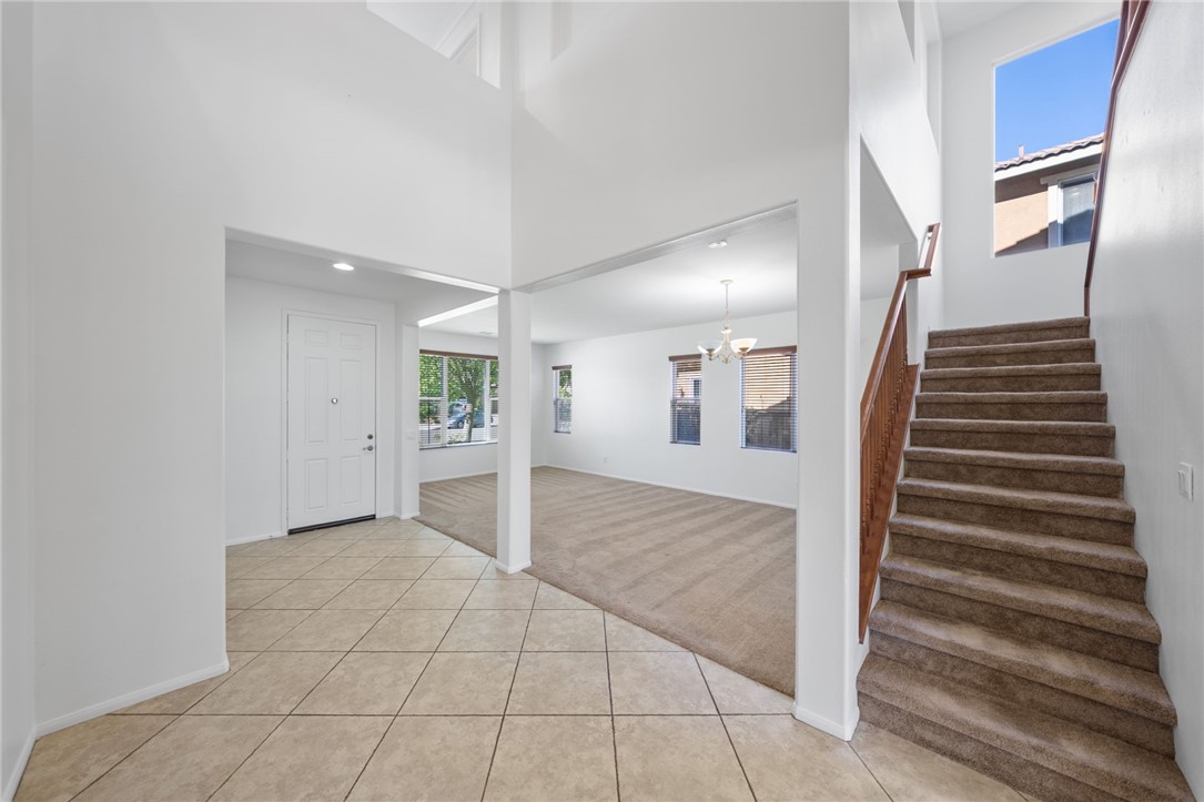 Murrieta, California, 92562, United States, 5 Bedrooms Bedrooms, ,3 BathroomsBathrooms,Residential,For Sale,1983032