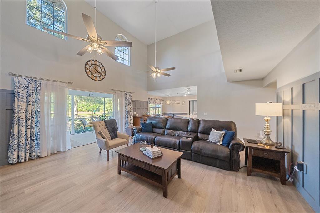 Bradenton, Florida, 34212, United States, 4 Bedrooms Bedrooms, ,3 BathroomsBathrooms,Residential,For Sale,1987592