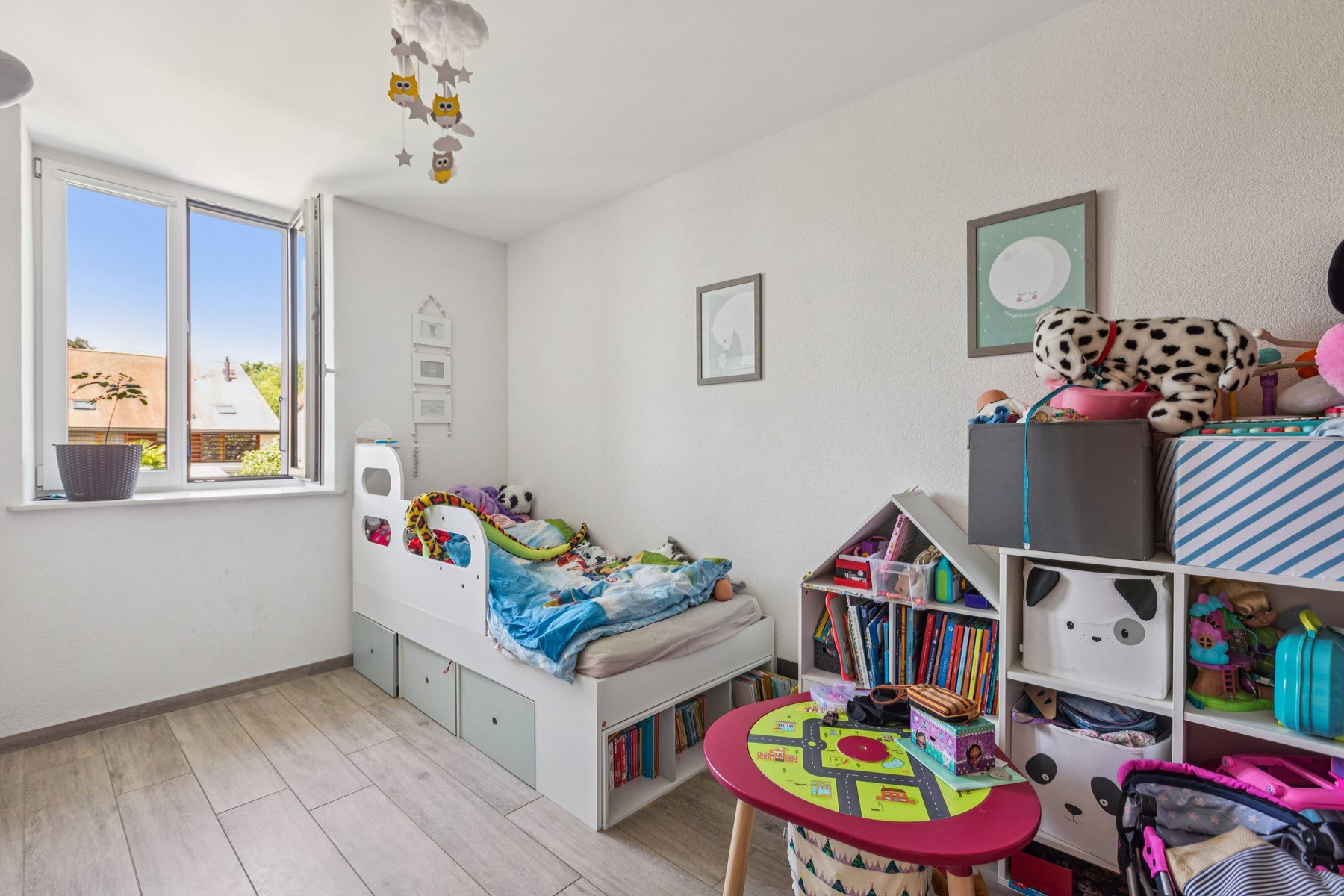  HPE FAMILY VILLA IN SOUGHT-AFTER AREA - 物件實景