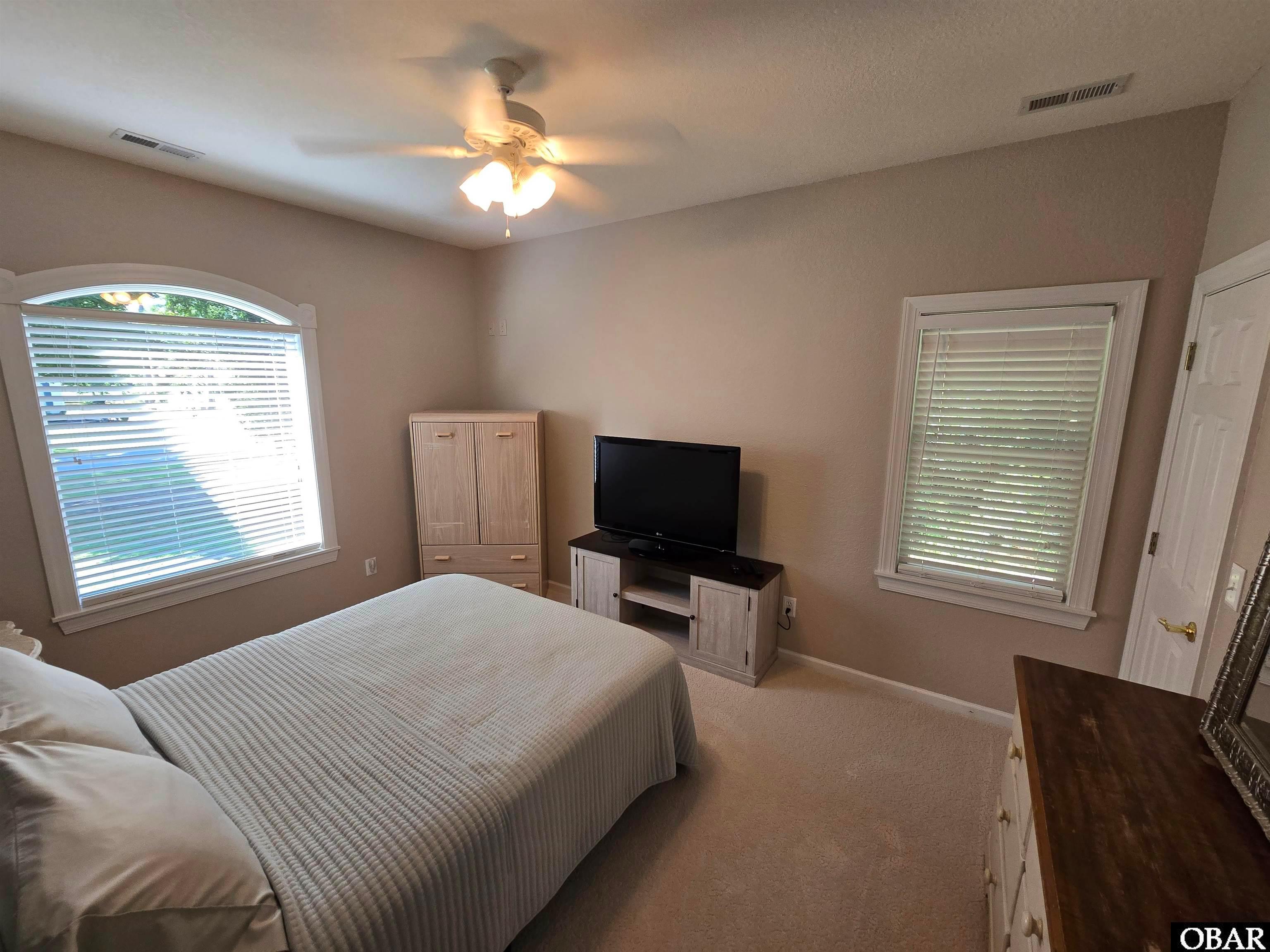 Powells Point, North Carolina, 27966, United States, 3 Bedrooms Bedrooms, ,3 BathroomsBathrooms,Residential,For Sale,1905964