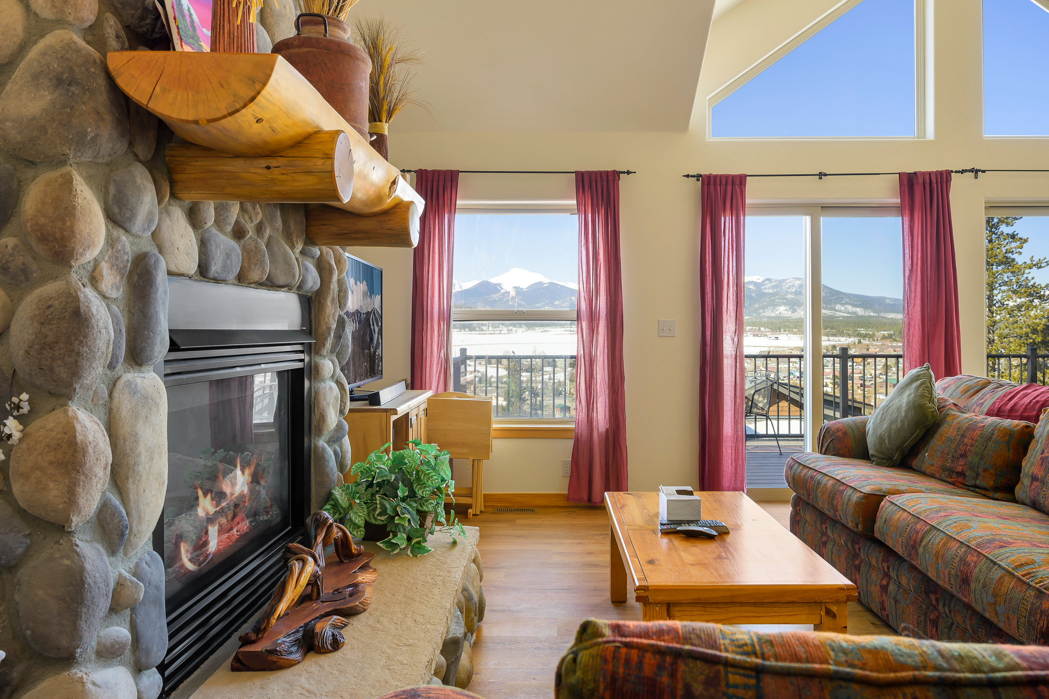 Fraser, Colorado, 80442, United States, 3 Bedrooms Bedrooms, ,Residential,For Sale,1763036