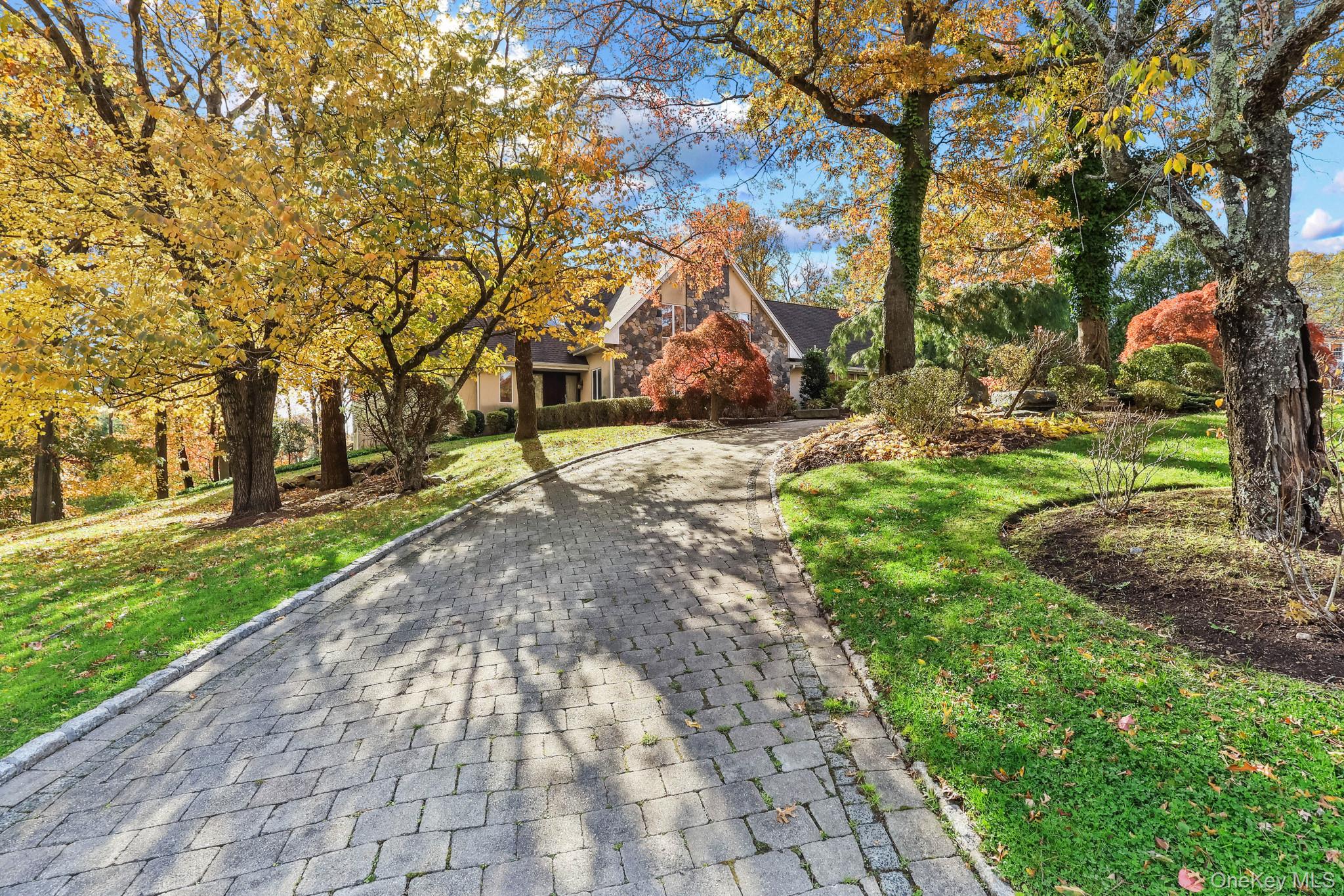 Harrison, New York, 10528, United States, 4 Bedrooms Bedrooms, ,5 BathroomsBathrooms,Residential,For Sale,1989402