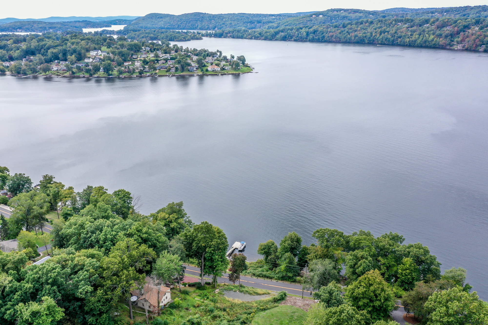  Lakefront Living, Thoughtfully Elevated. - 物件實景
