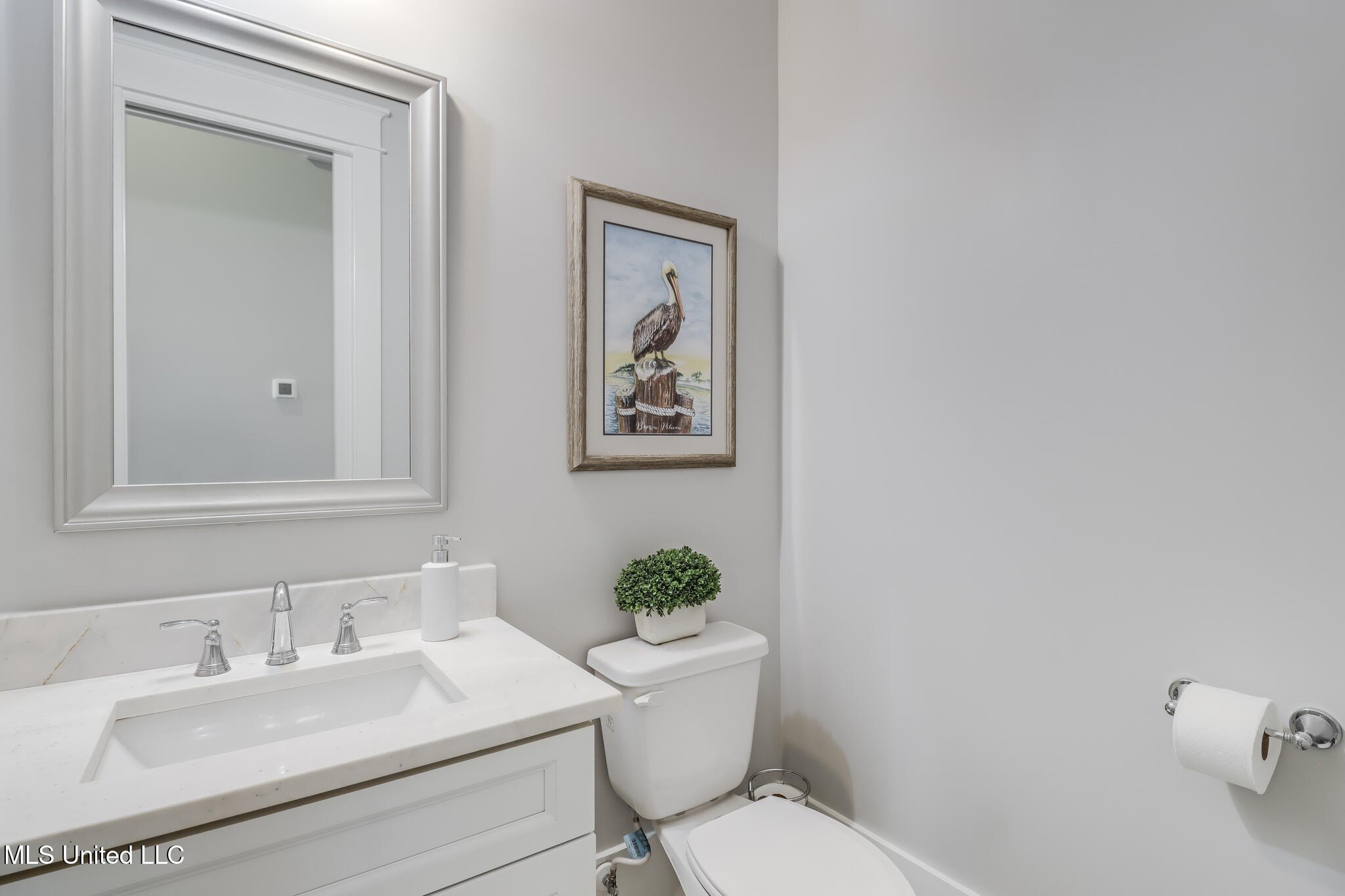 Gulfport, Mississippi, 39501, United States, 5 Bedrooms Bedrooms, ,4 BathroomsBathrooms,Residential,For Sale,1983145