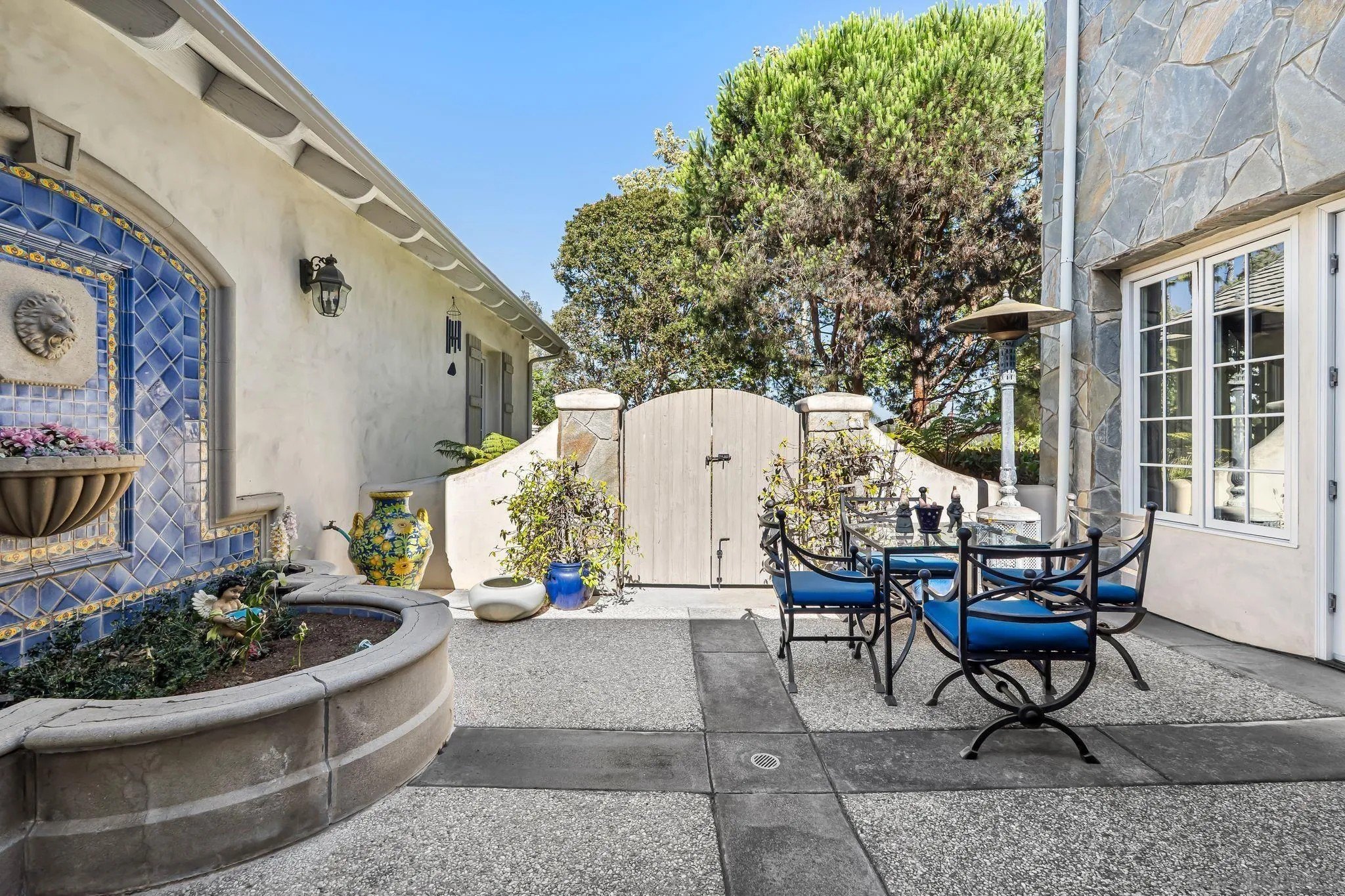 Rancho Santa Fe, California, 92067, United States, 5 Bedrooms Bedrooms, ,7 BathroomsBathrooms,Residential,For Sale,1901457