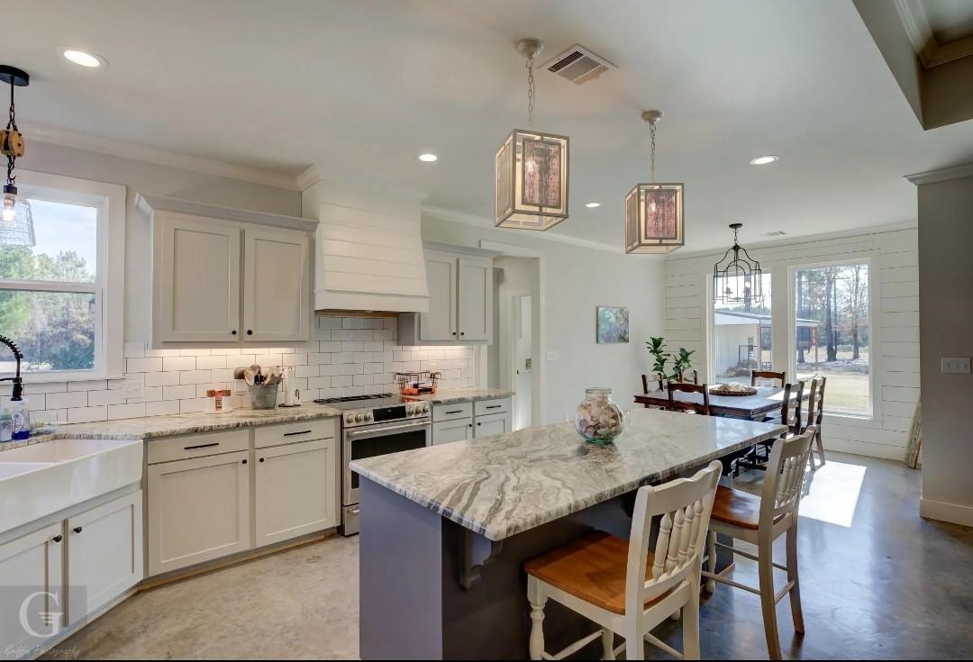 Frierson, Louisiana, 71027, United States, 5 Bedrooms Bedrooms, ,3 BathroomsBathrooms,Residential,For Sale,1992763